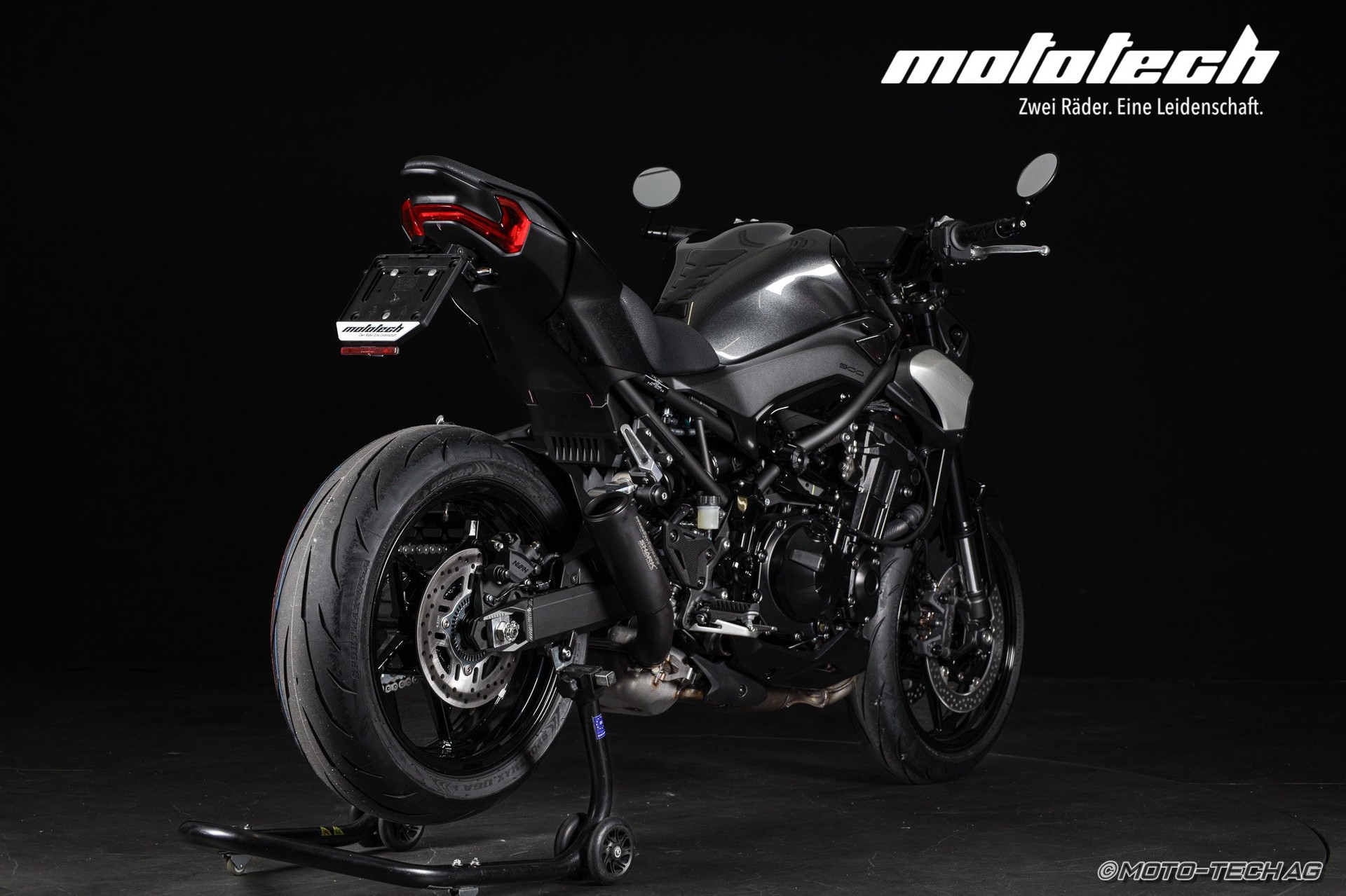 KAWASAKI Z 900 MY25 (35kW) STAGE 1 SHARK-showroom-element-2