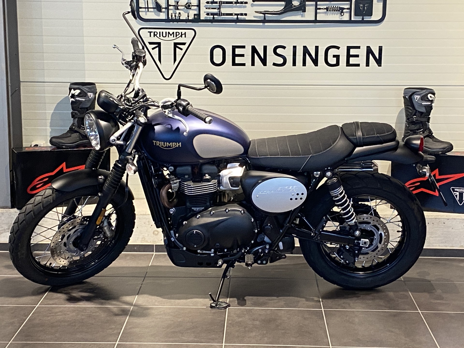 TRIUMPH Scrambler 900 Gold Line "ab Kauf 12 Monate Car-Garantie"