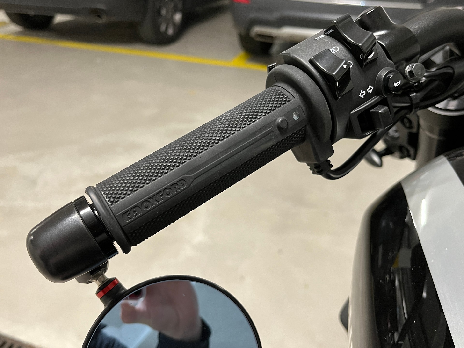 YAMAHA XSR 900-image-3
