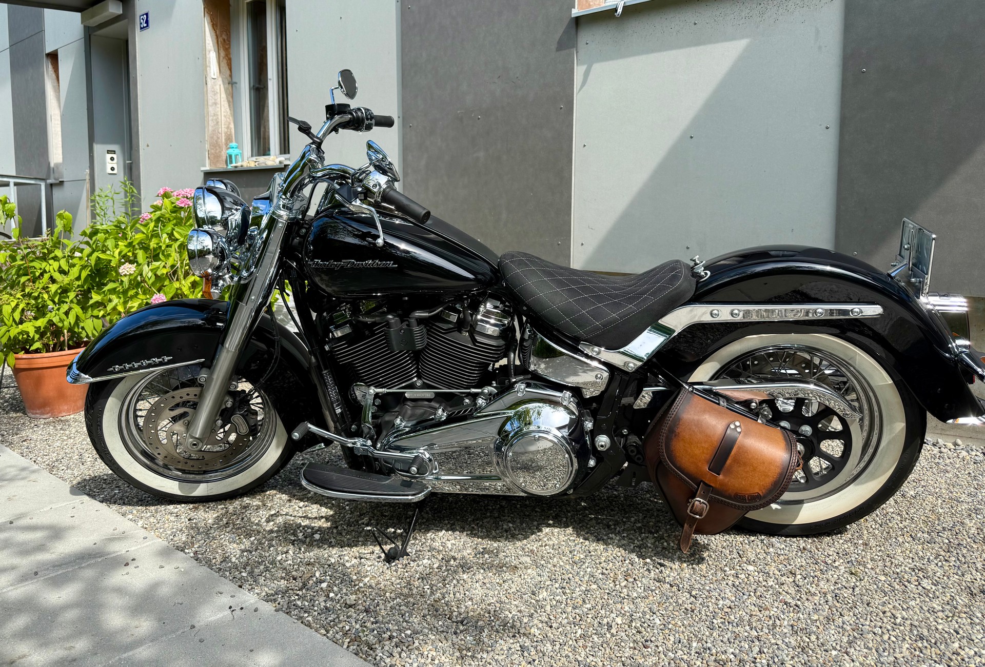 HARLEY-DAVIDSON FLDE Deluxe 107 ABS-image-7