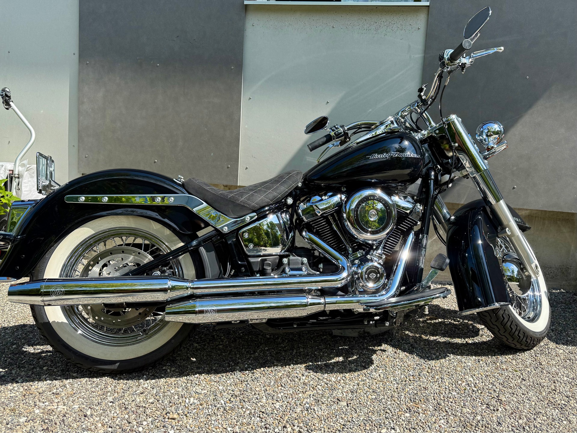 HARLEY-DAVIDSON FLDE Deluxe 107 ABS-image-0