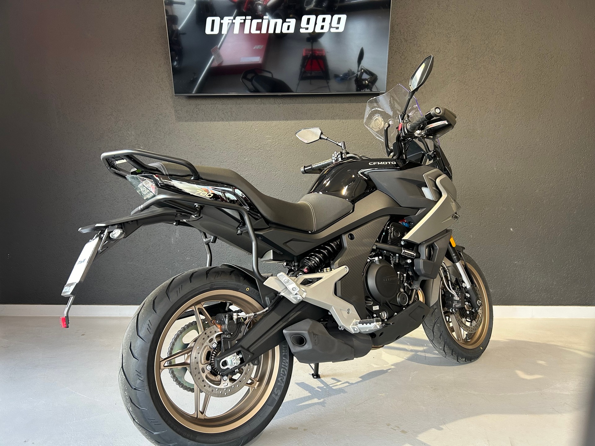 CF MOTO 700MT-image-6