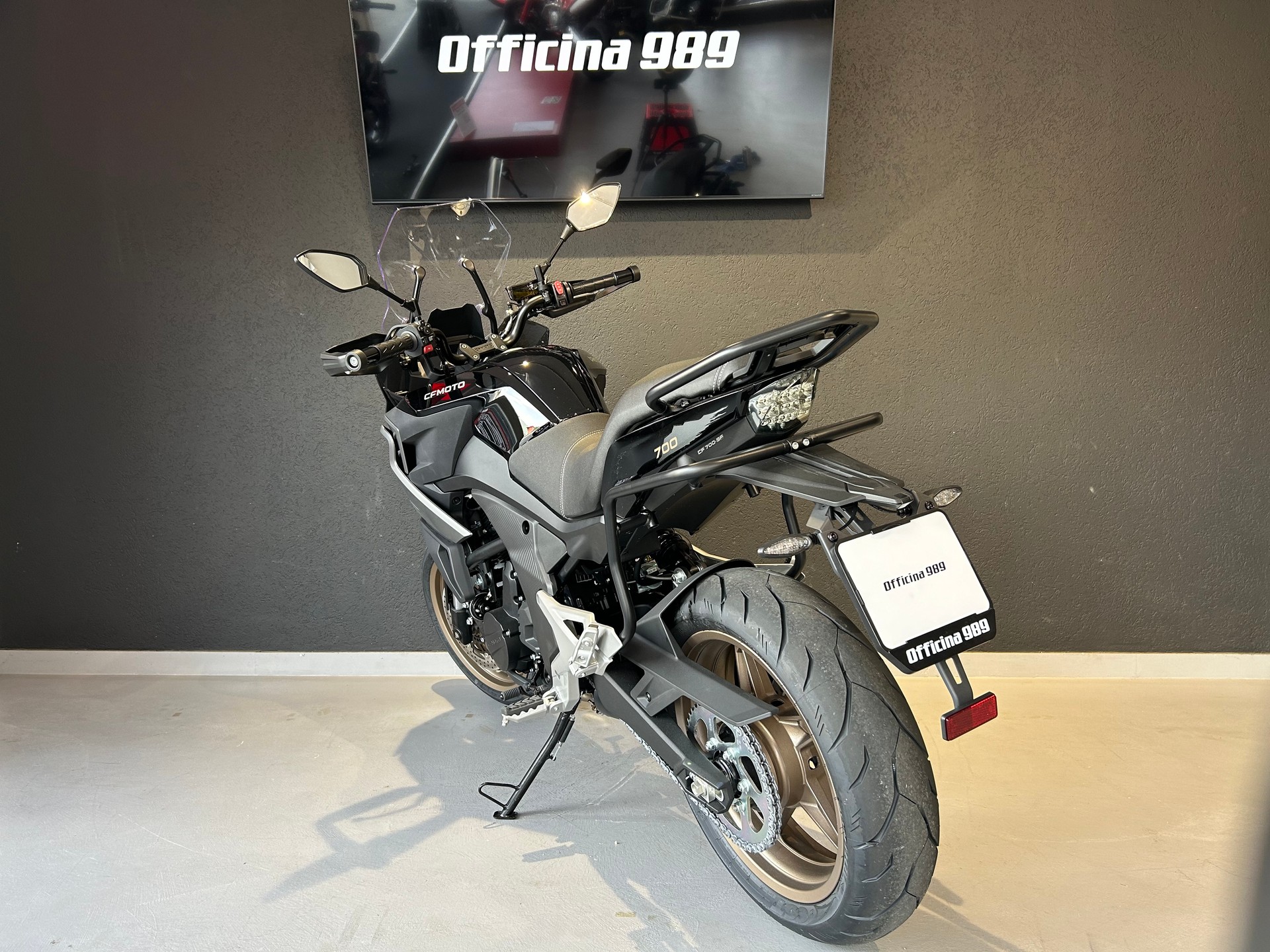 CF MOTO 700MT-image-4