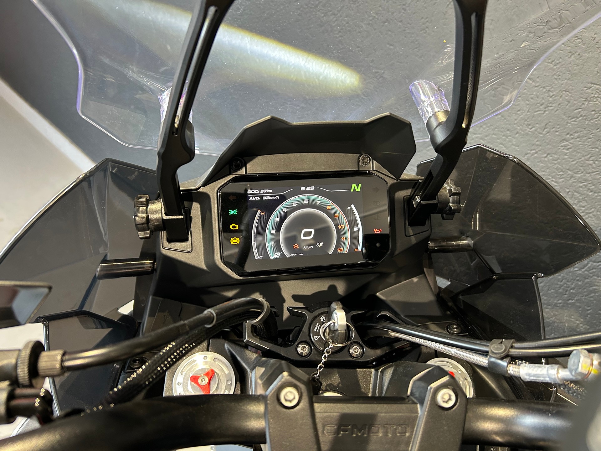 CF MOTO 700MT-image-11