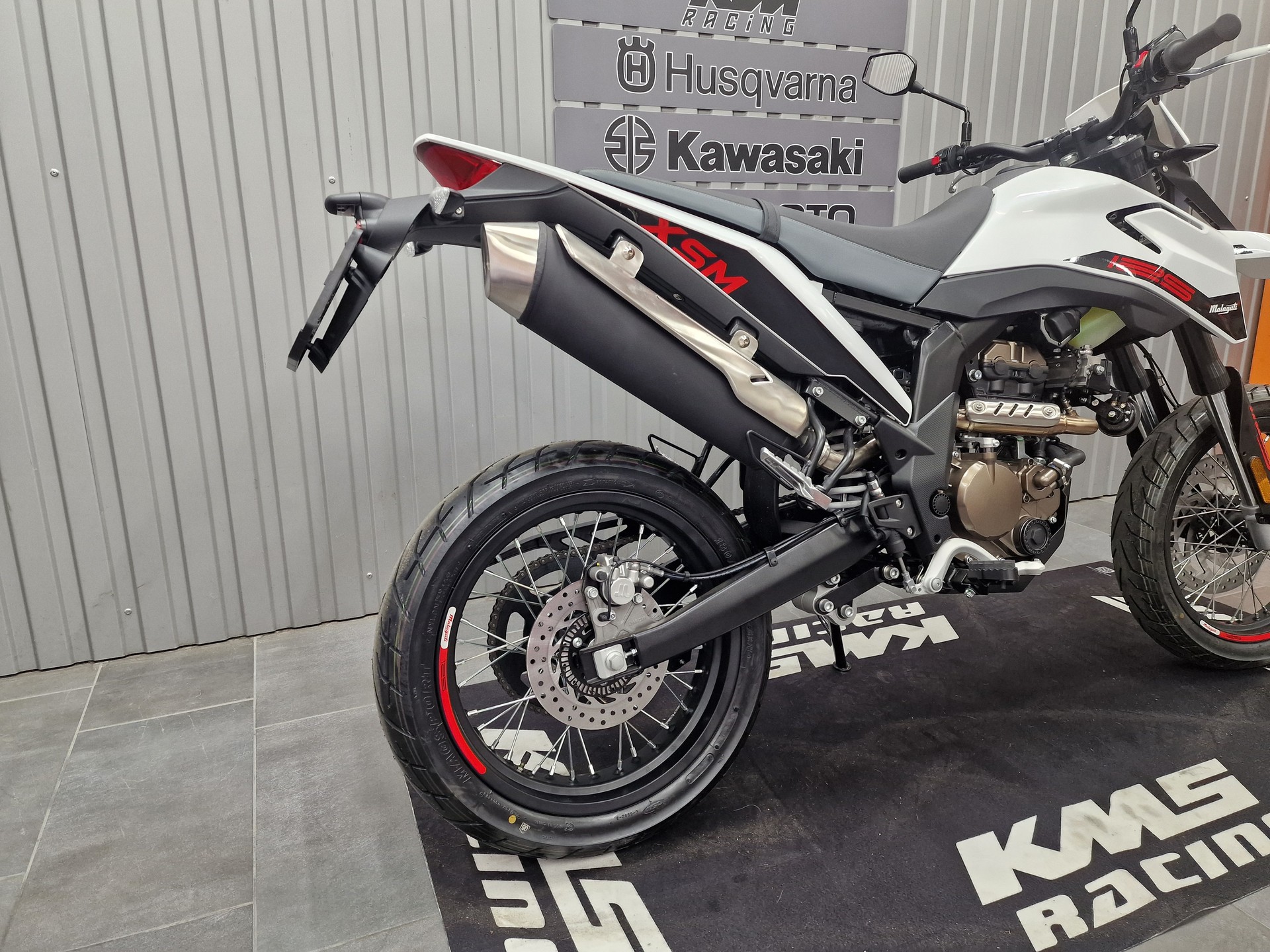 MALAGUTI XSM 125 ABS-showroom-element-2