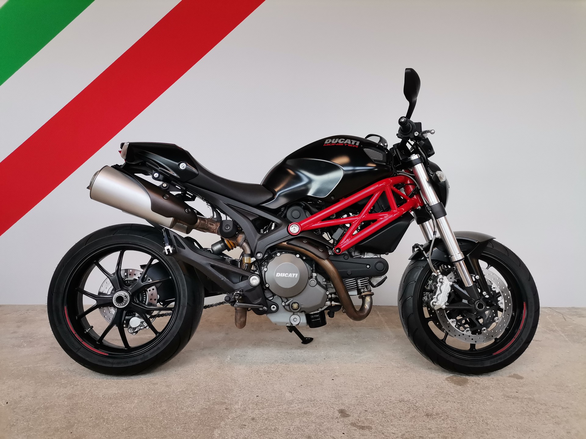 DUCATI Monster 796M ABS