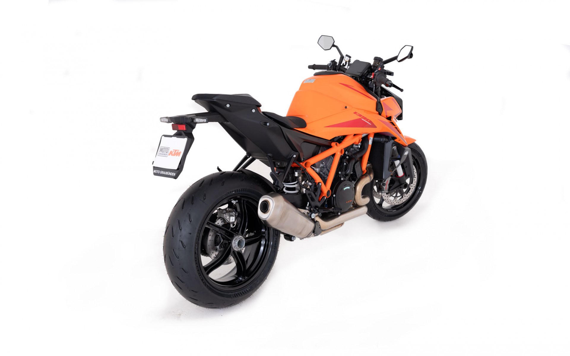 KTM 1390 Super Duke R Evo-showroom-element-2