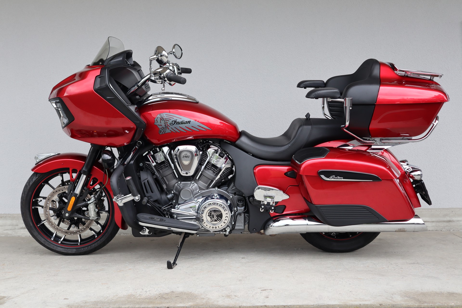 INDIAN LTD Speziell Pursuit Edition-showroom-element-3