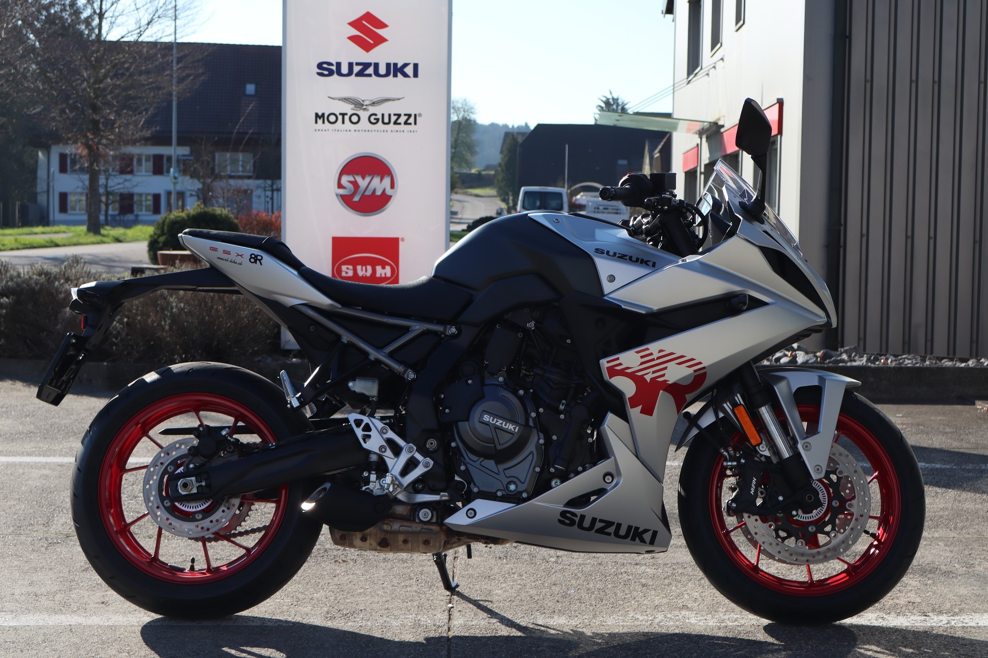SUZUKI GSX 8 R ABS