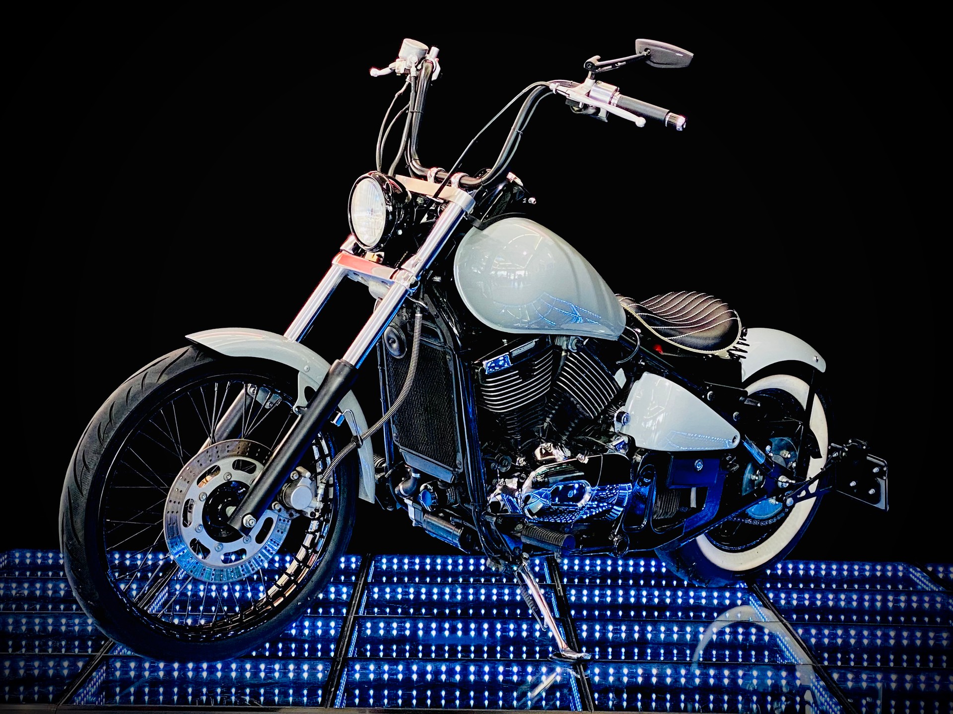 KAWASAKI VN 800 Bobber 25kW-image-1