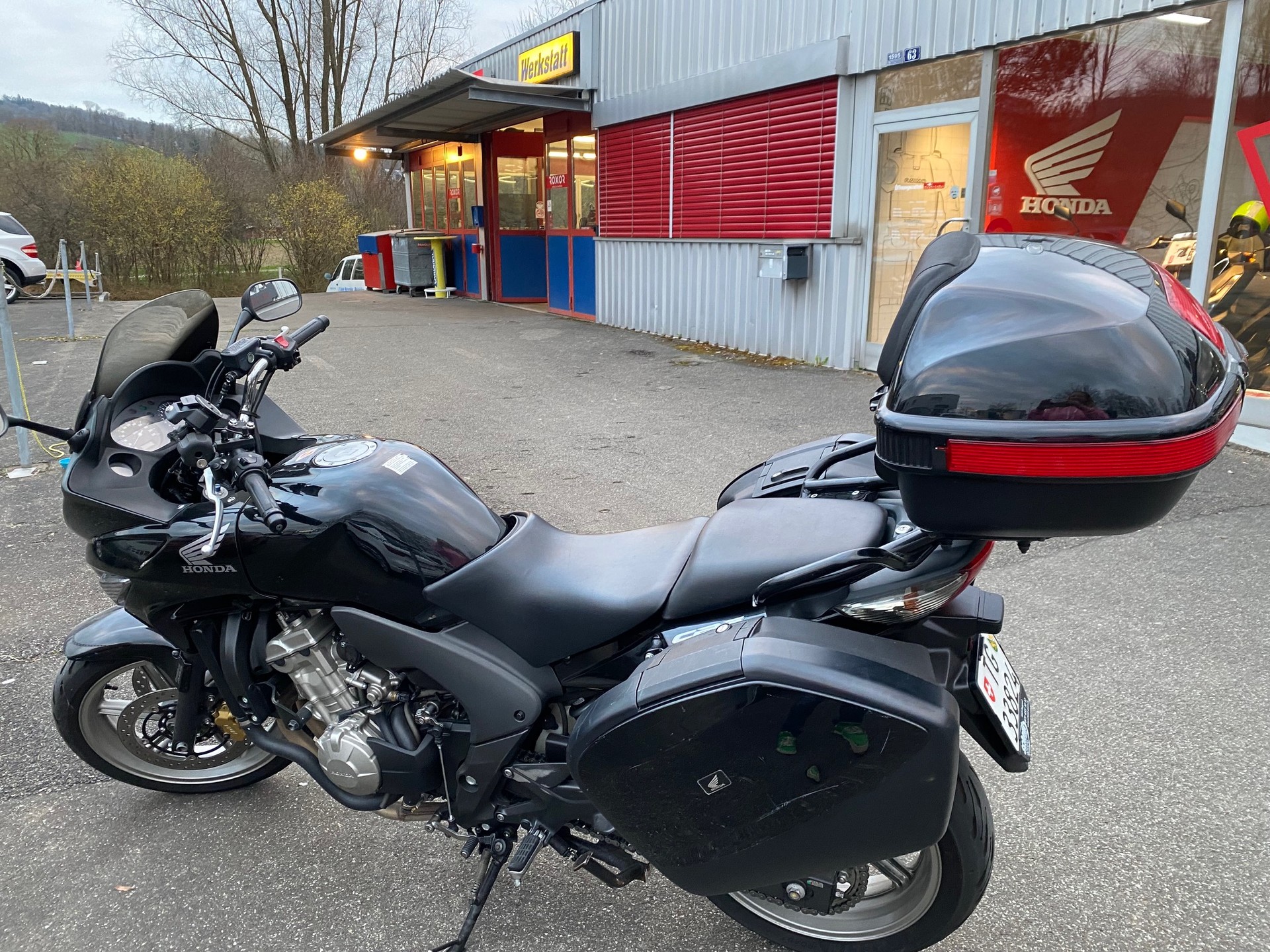 HONDA CBF 600 SA ABS-showroom-element-2