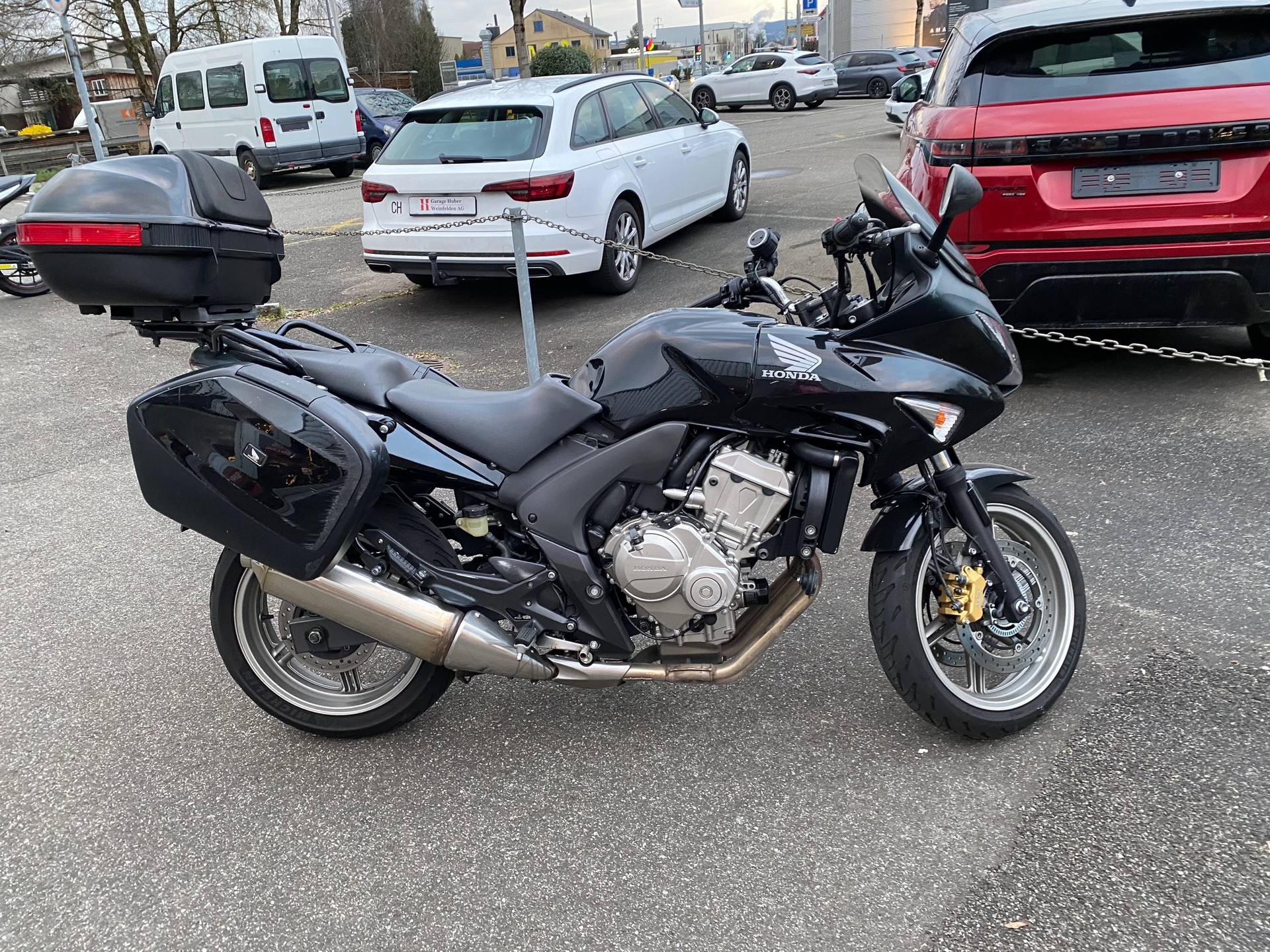 HONDA CBF 600 SA ABS-showroom-element-1