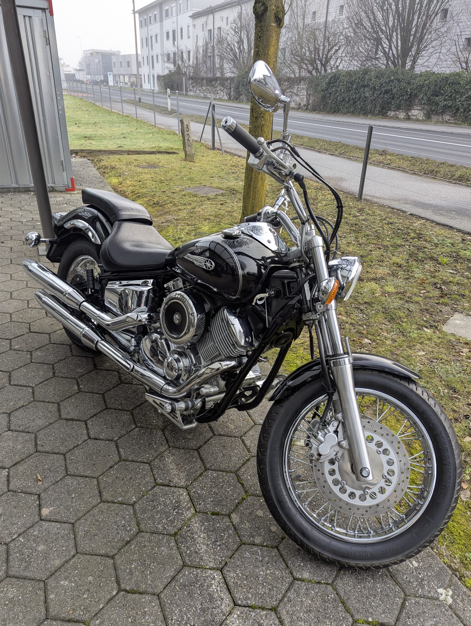 YAMAHA XVS 1100 Drag Star