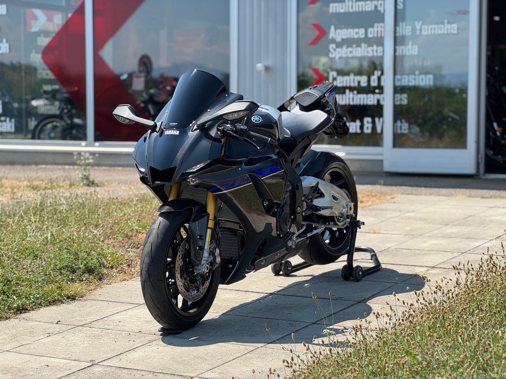 YAMAHA YZF-R1 M ABS-image-5