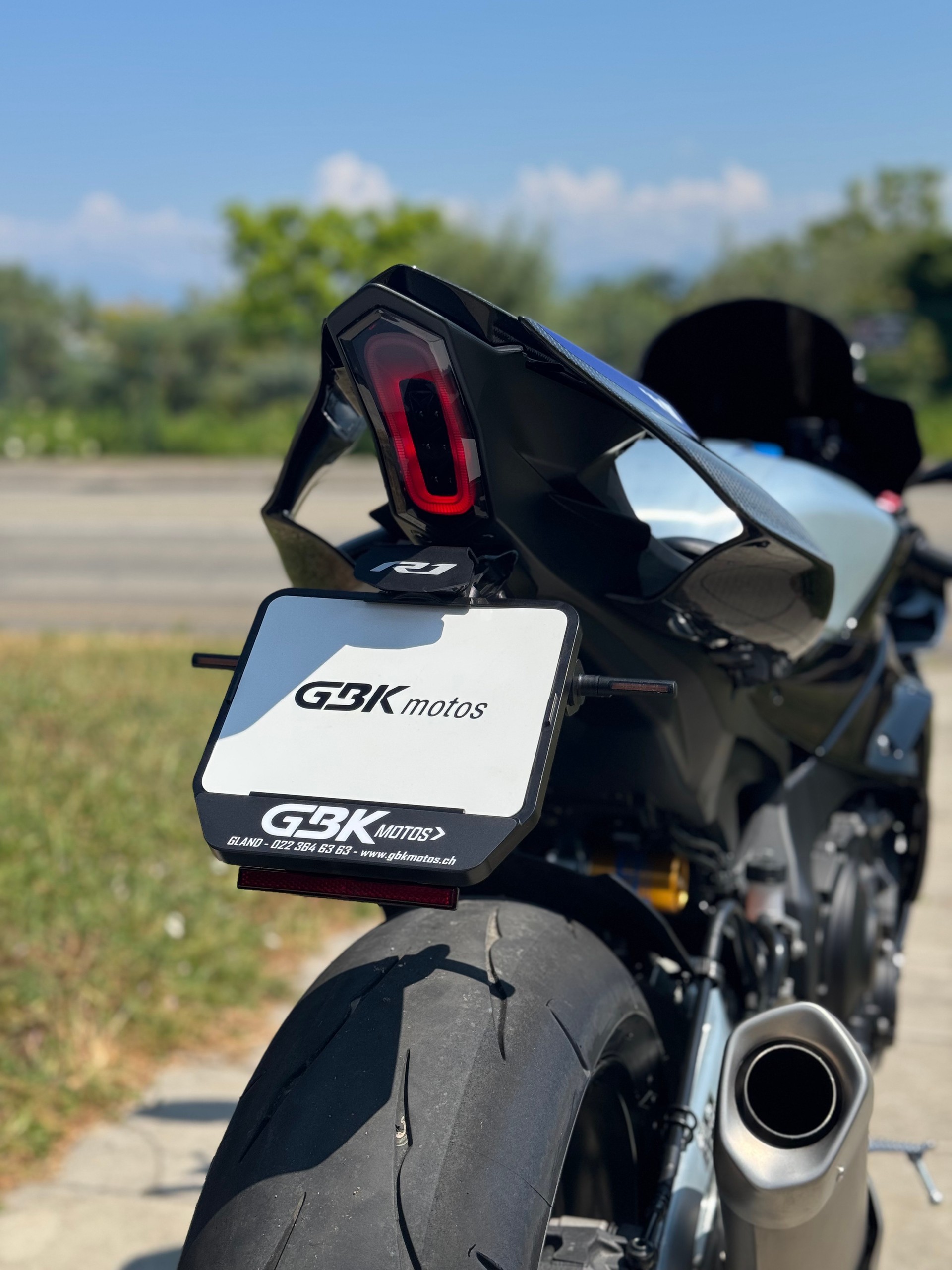 YAMAHA YZF-R1 M ABS-image-7