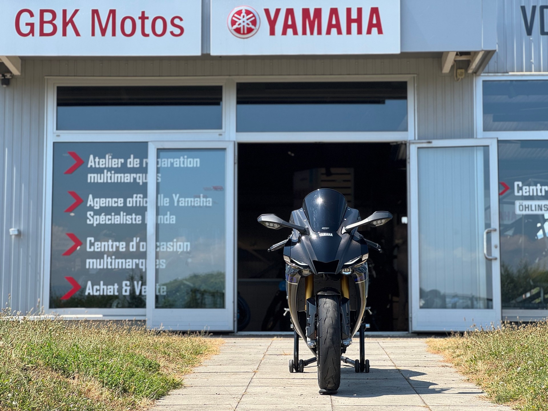 YAMAHA YZF-R1 M ABS-image-0