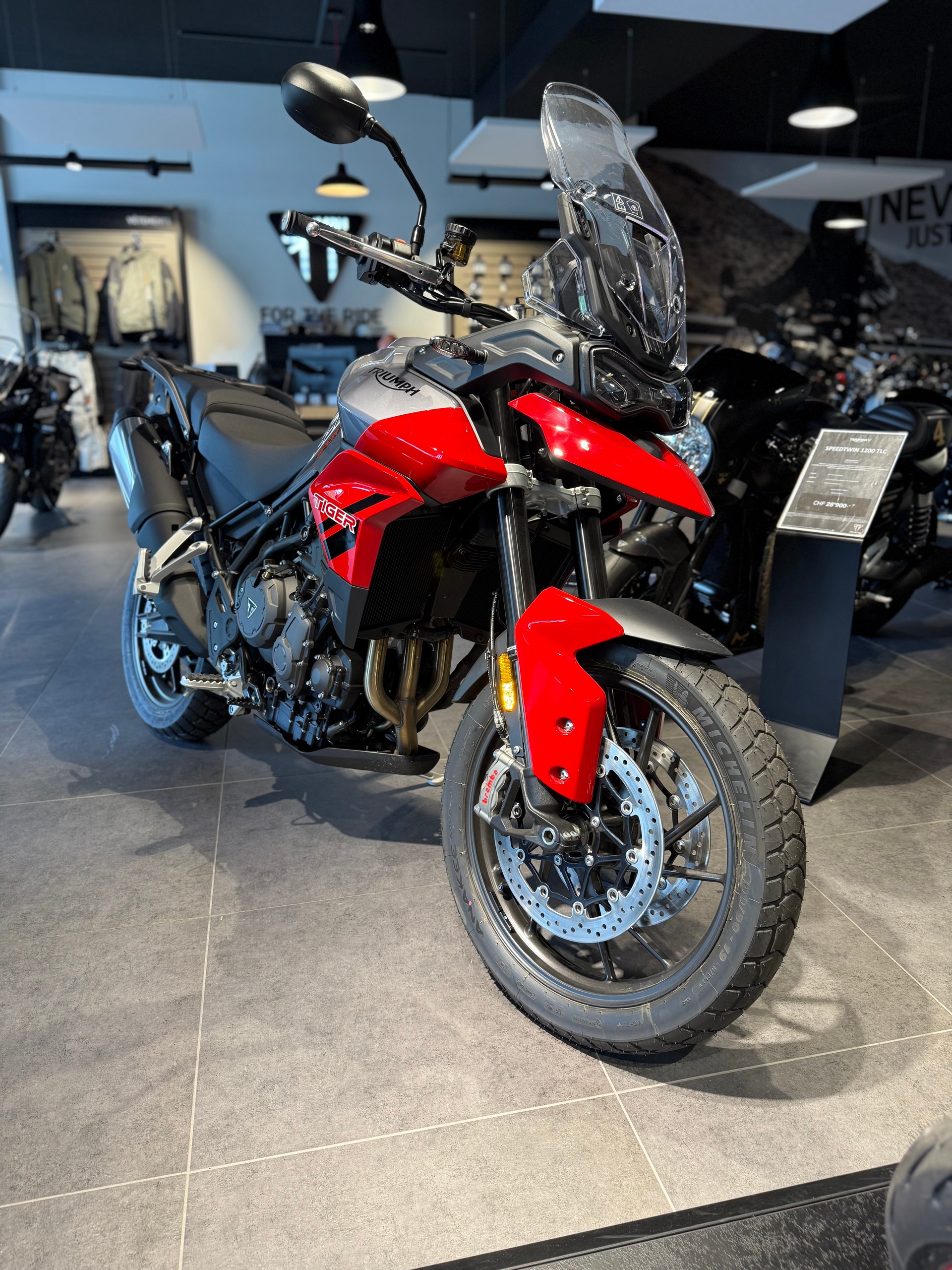 TRIUMPH Tiger 850 Sport-showroom-element-1