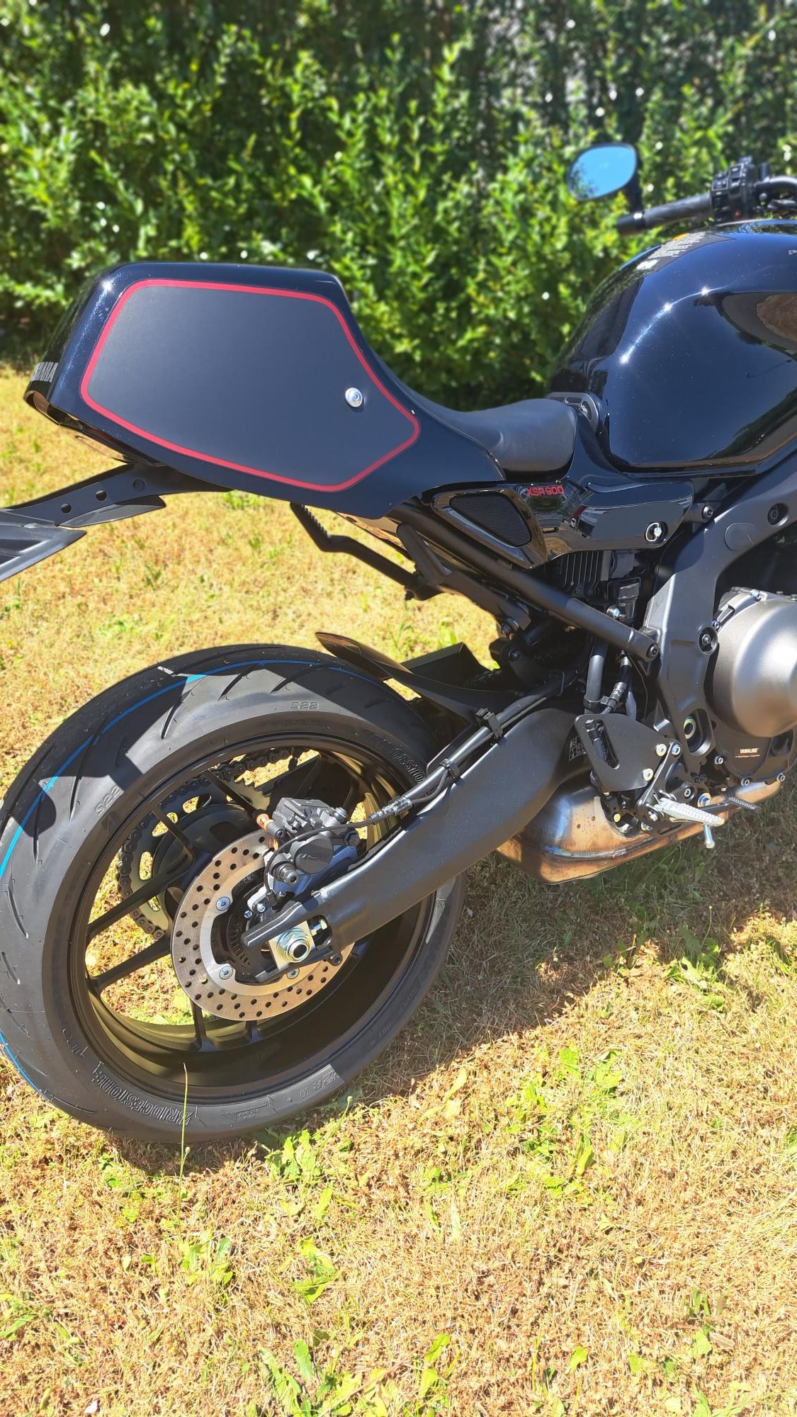 YAMAHA XSR 900 RACER-image-2