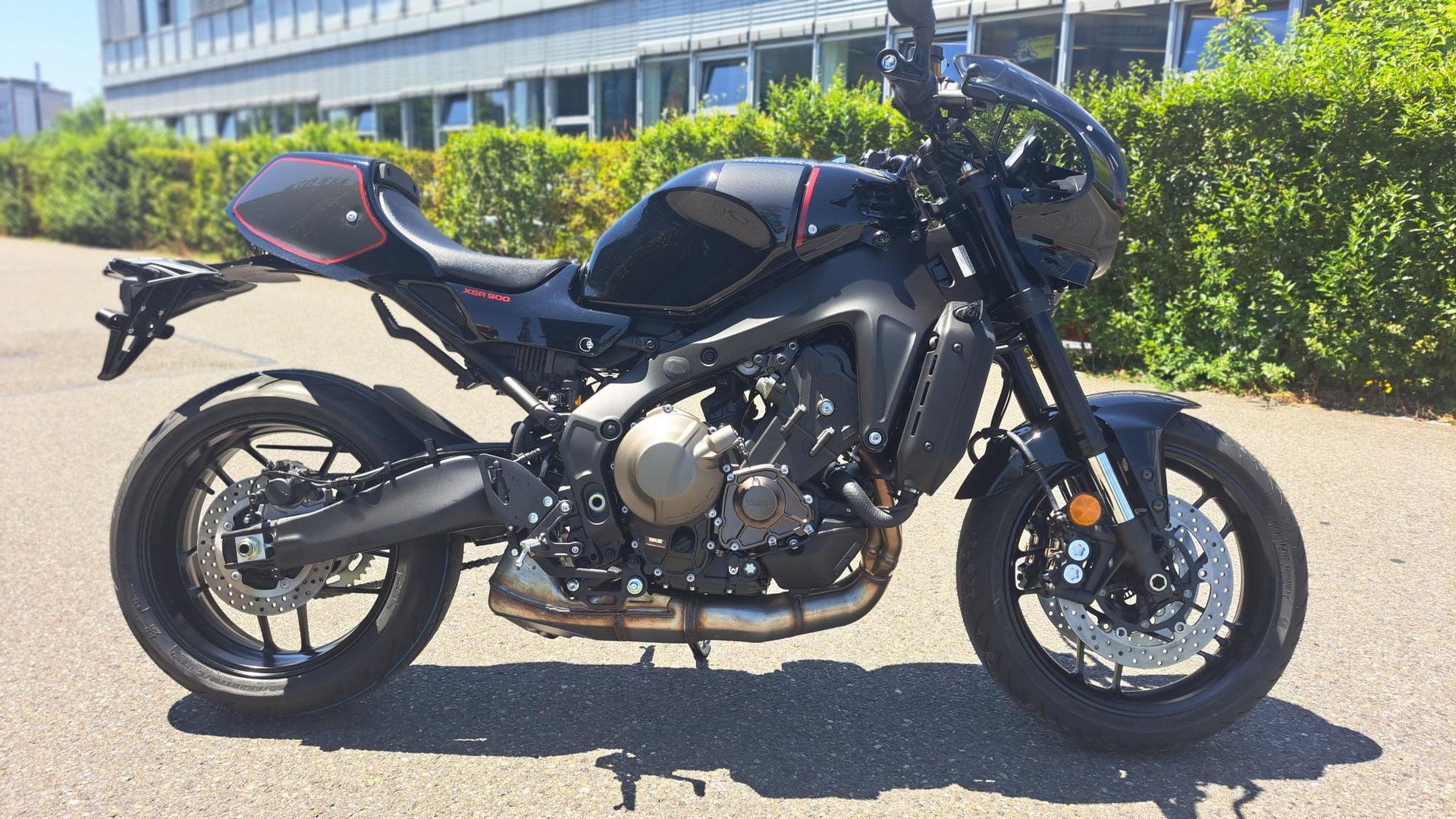 YAMAHA XSR 900 RACER-image-3