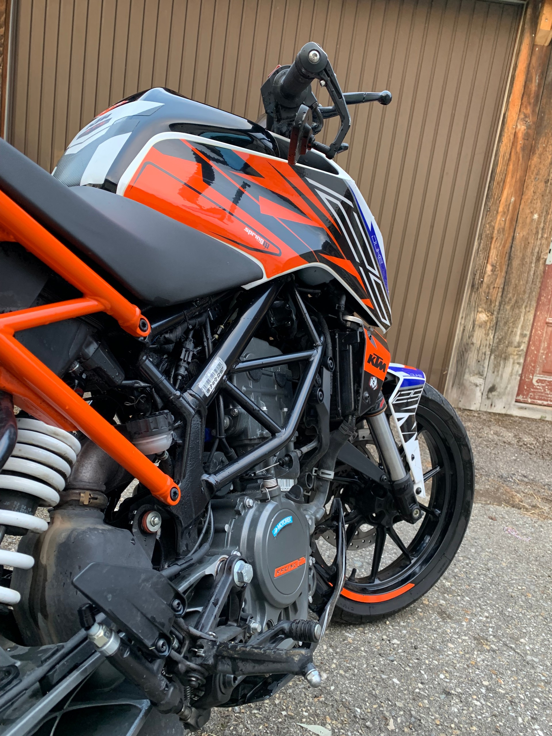 KTM 125 Duke ABS-image-8