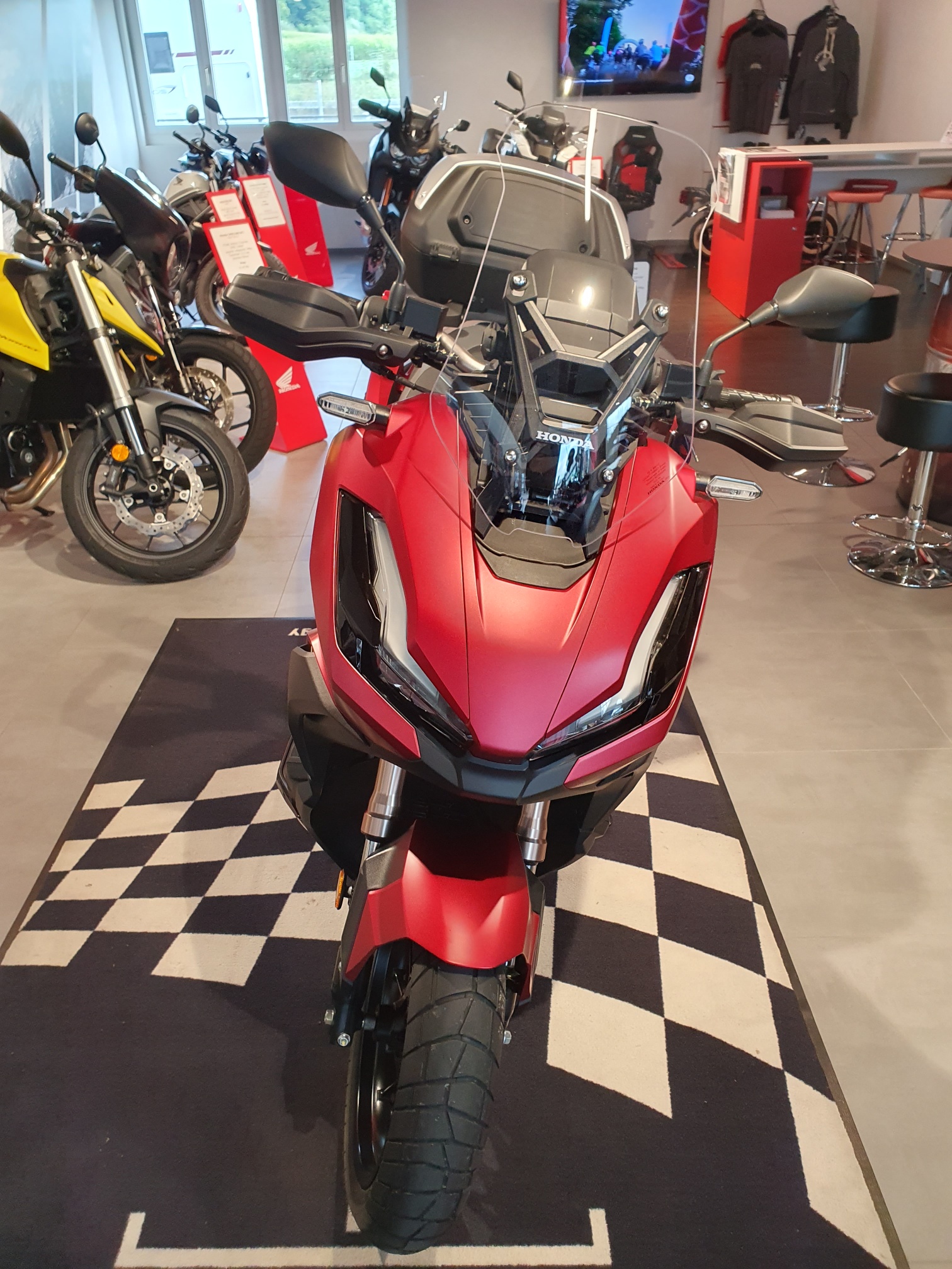 HONDA ADV 350-image-2