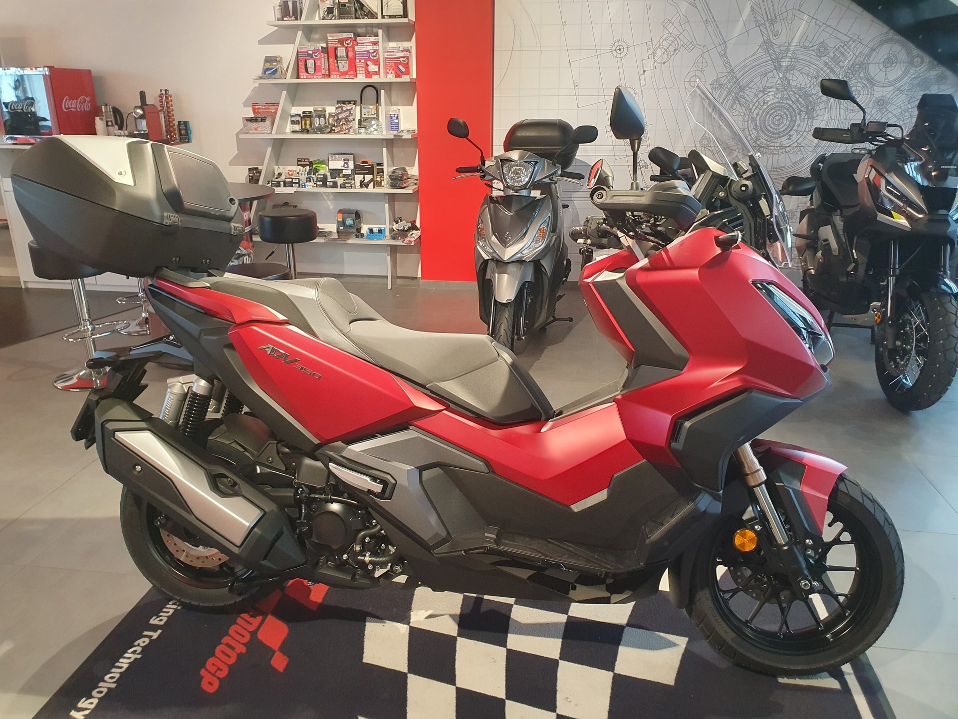 HONDA ADV 350-image-1