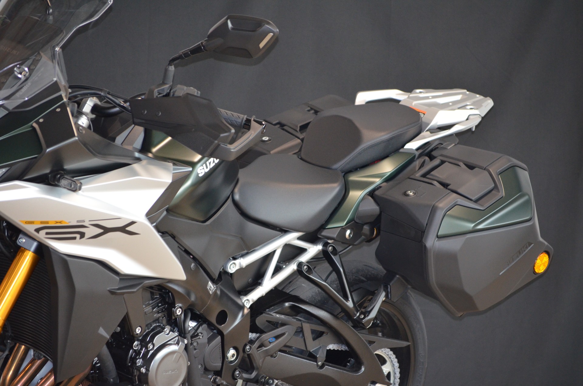 SUZUKI GSX-S 1000 GX TRAVEL-image-8