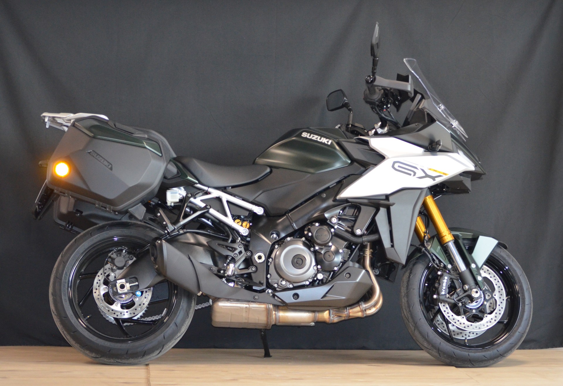 SUZUKI GSX-S 1000 GX TRAVEL-image-2