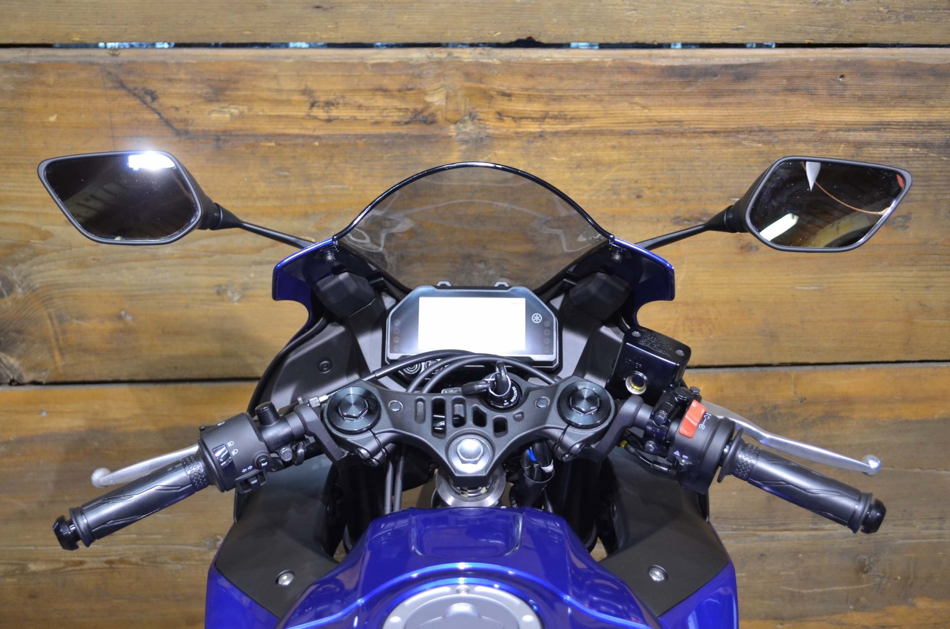 YAMAHA YZF-R3 ABS-showroom-element-2