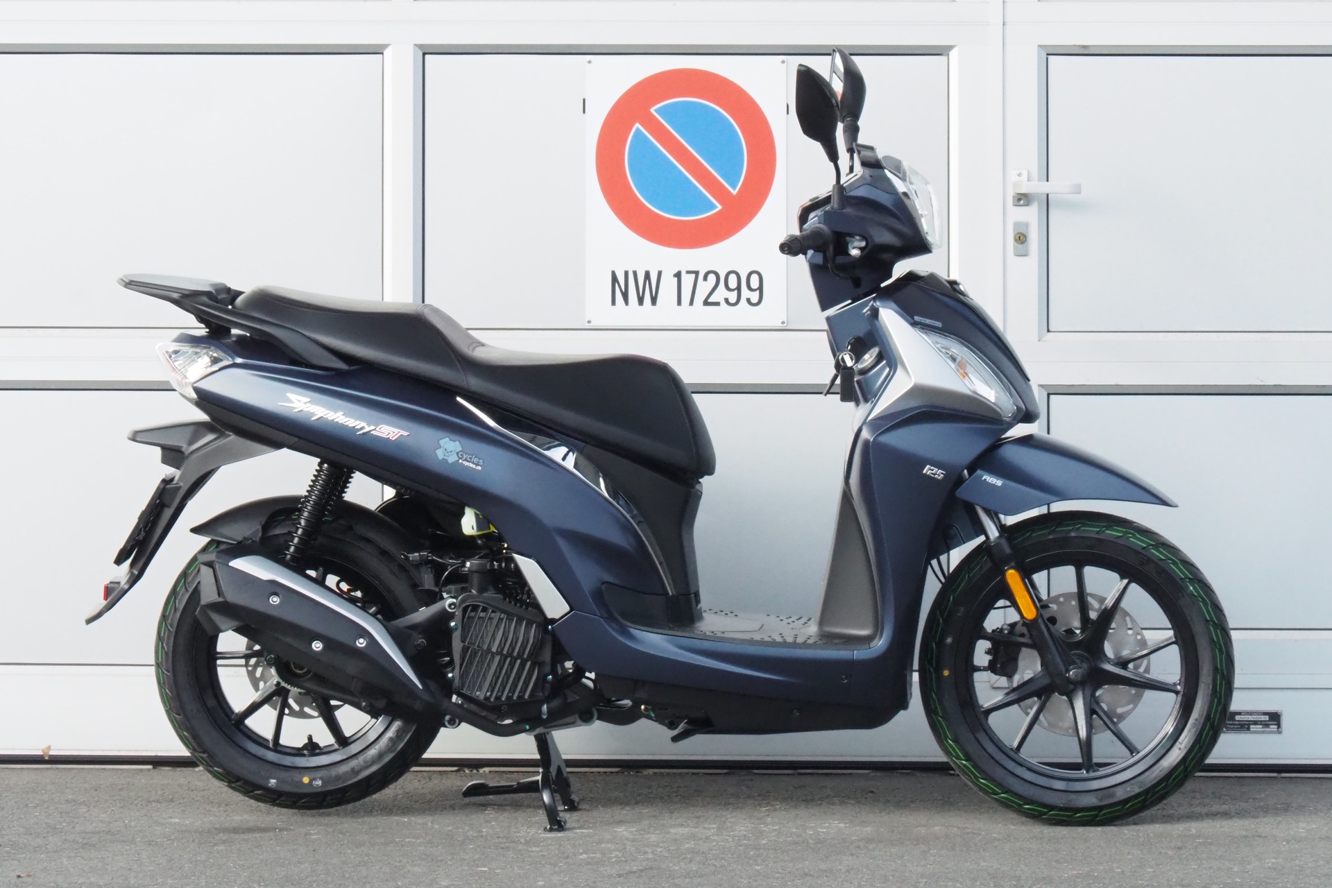 SYM Symphony ST-showroom-element-1