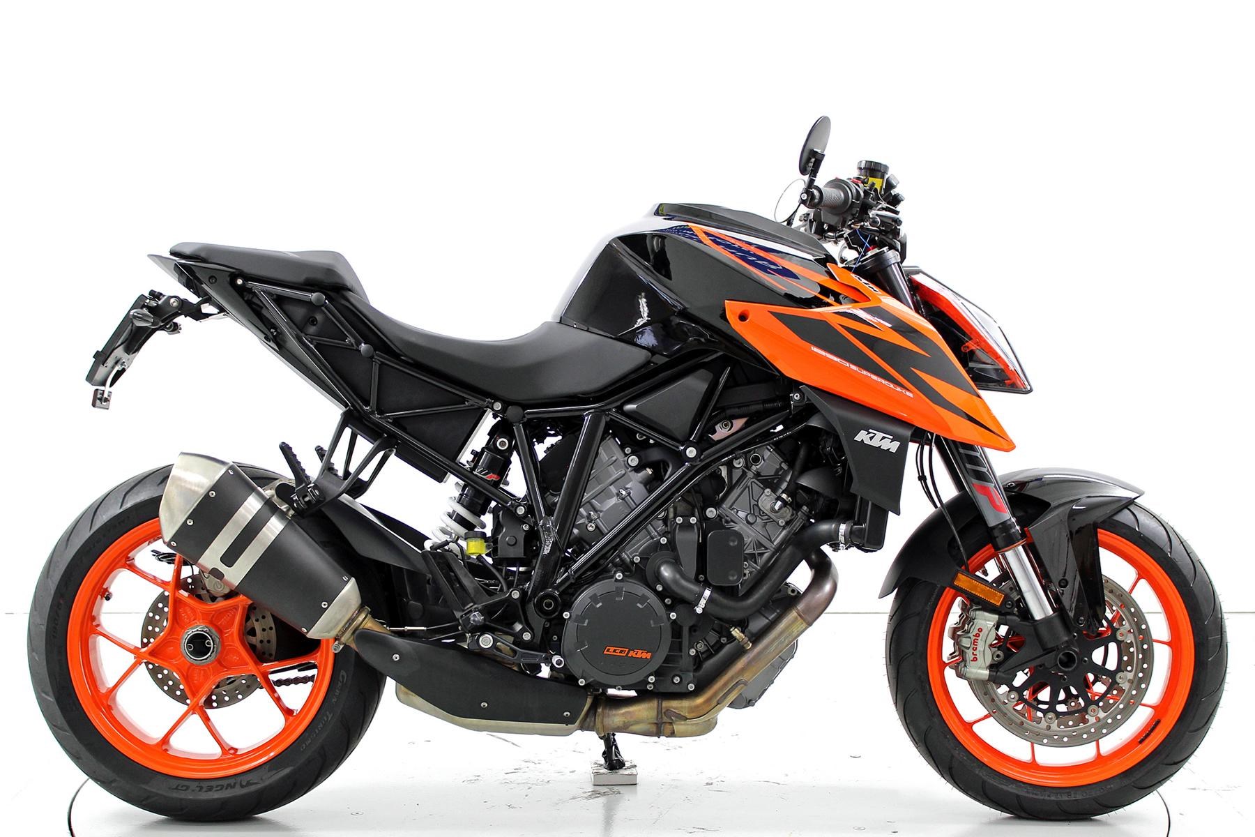 KTM Duke 1290 Super R ABS-image-3