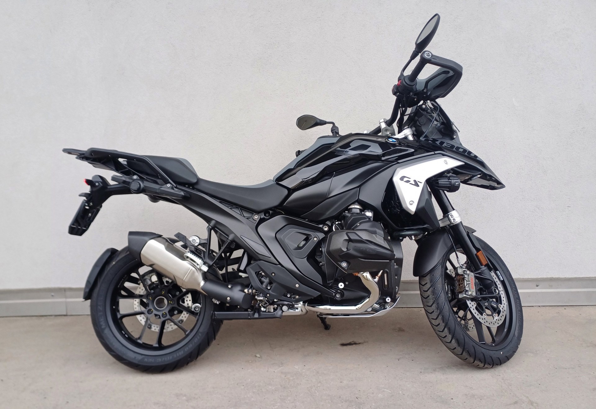 BMW R 1300 GS Triple Black Triple Black-image-0