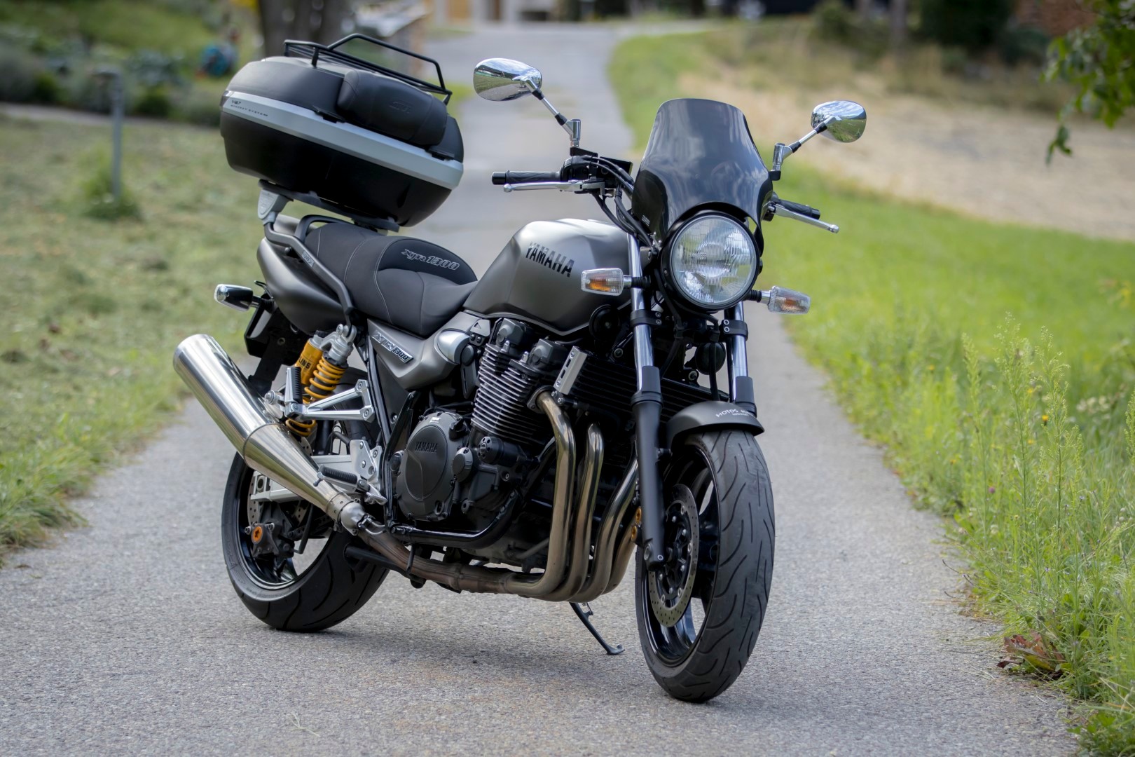 YAMAHA XJR 1300-image-0