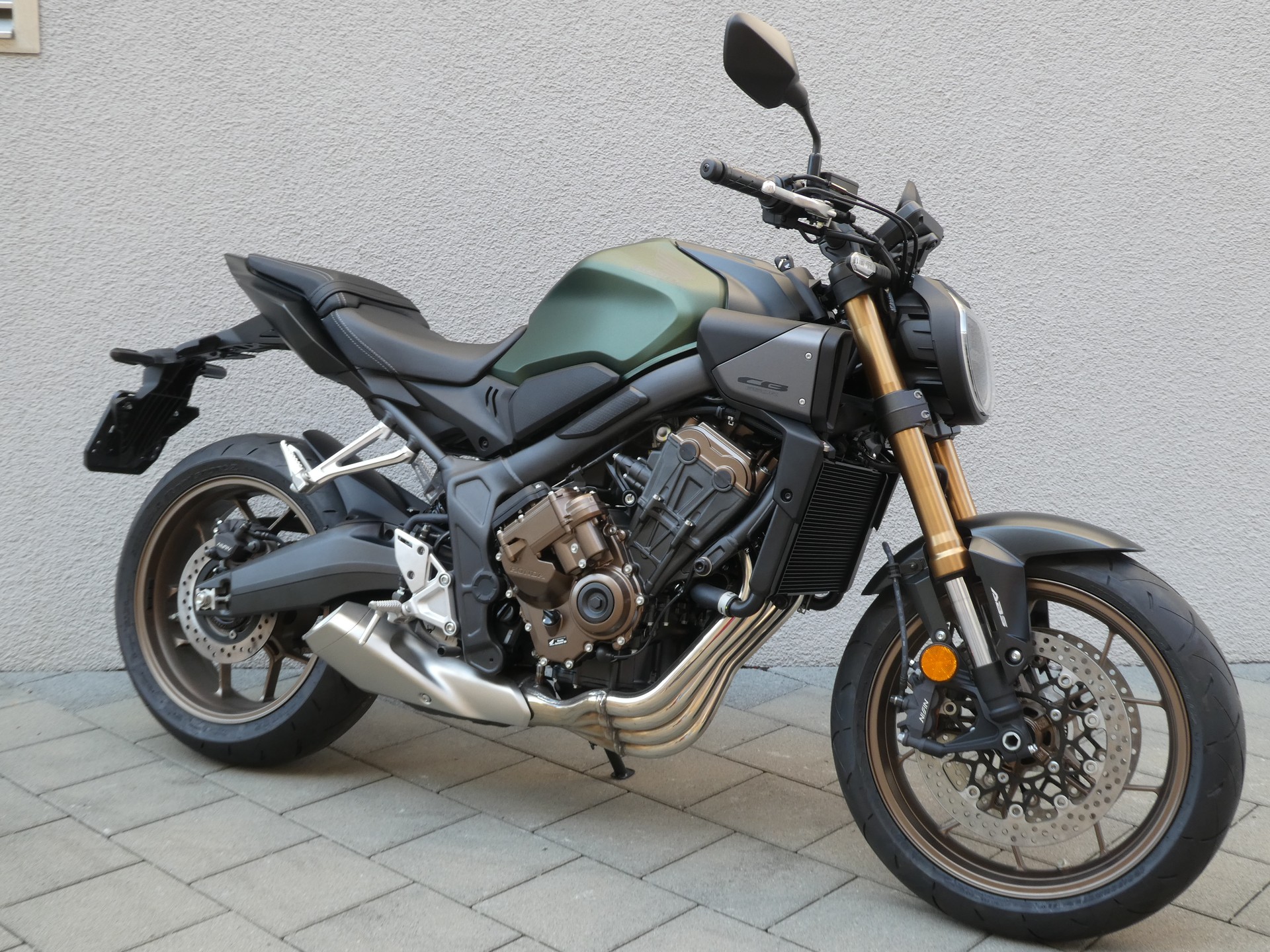 HONDA CBR 650 R-image-0