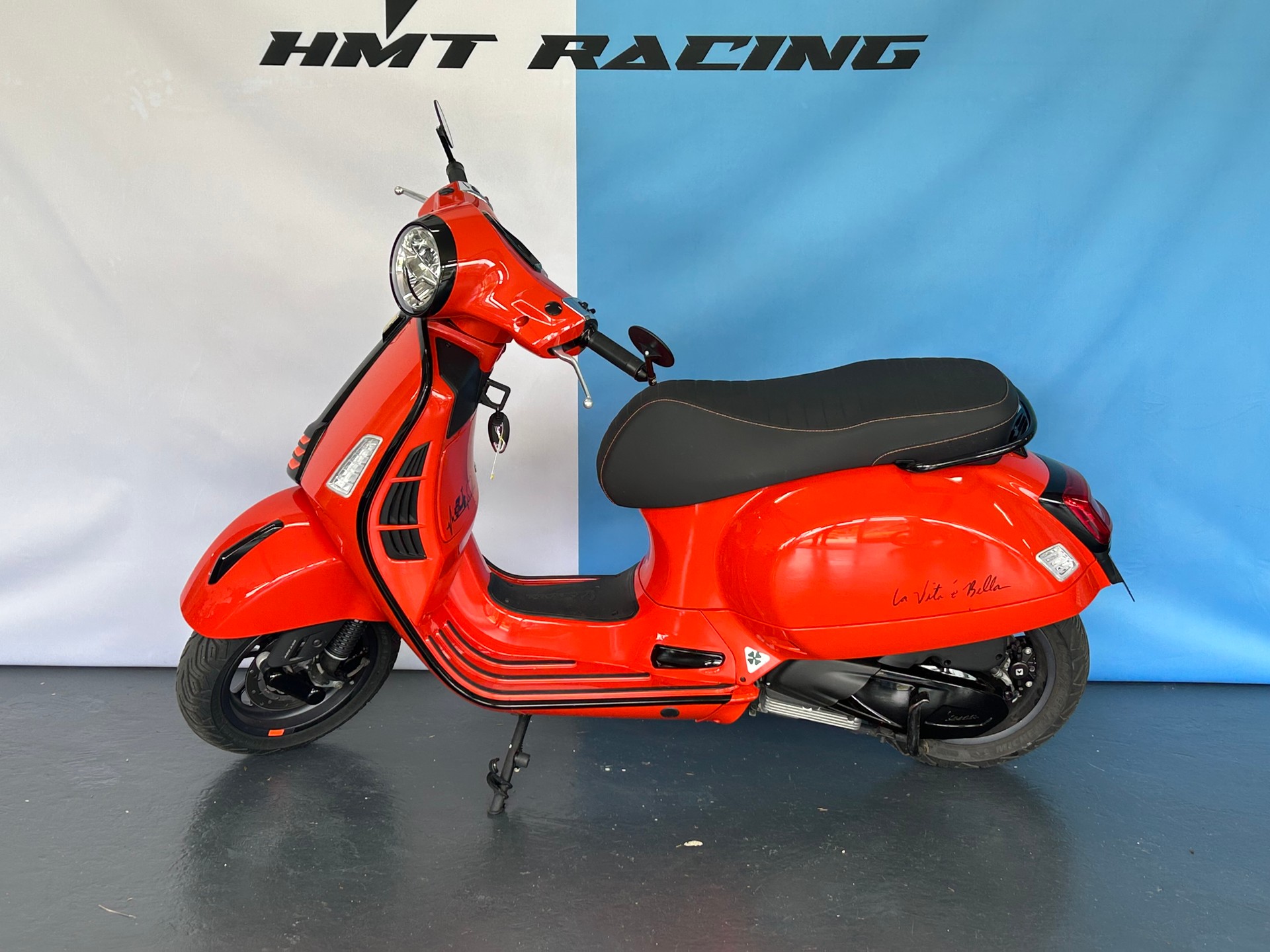PIAGGIO Vespa GTS 300 Super Sport ABS-showroom-element-3