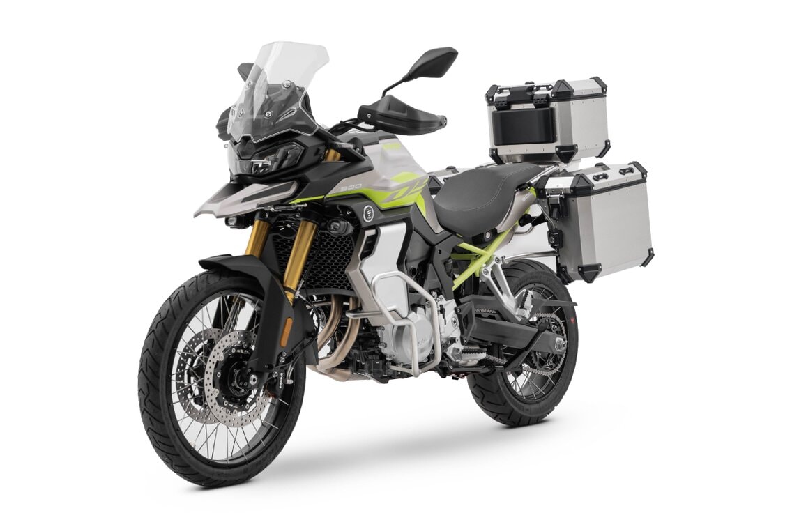 VOGE 900DSX