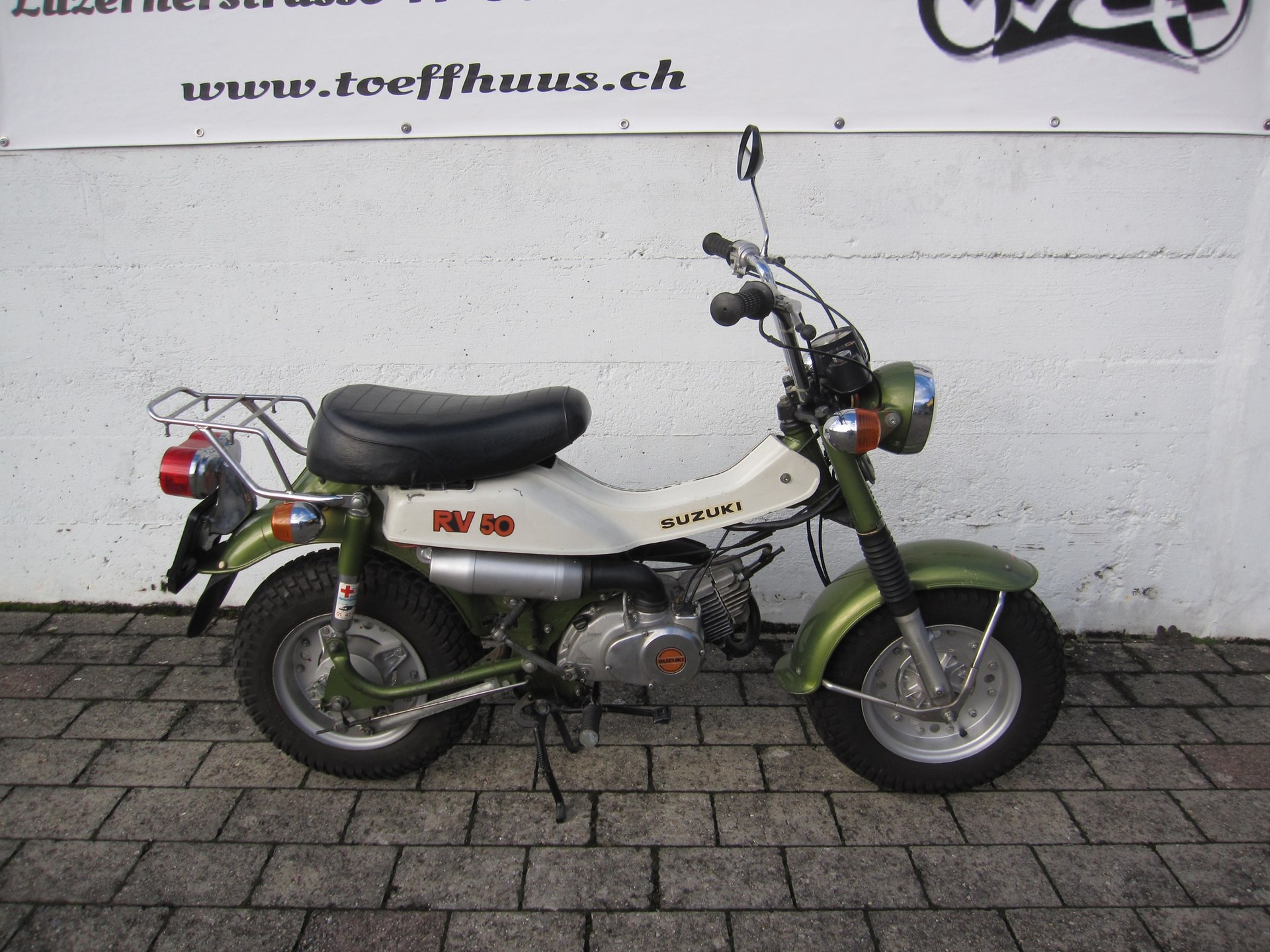 SUZUKI RV 50