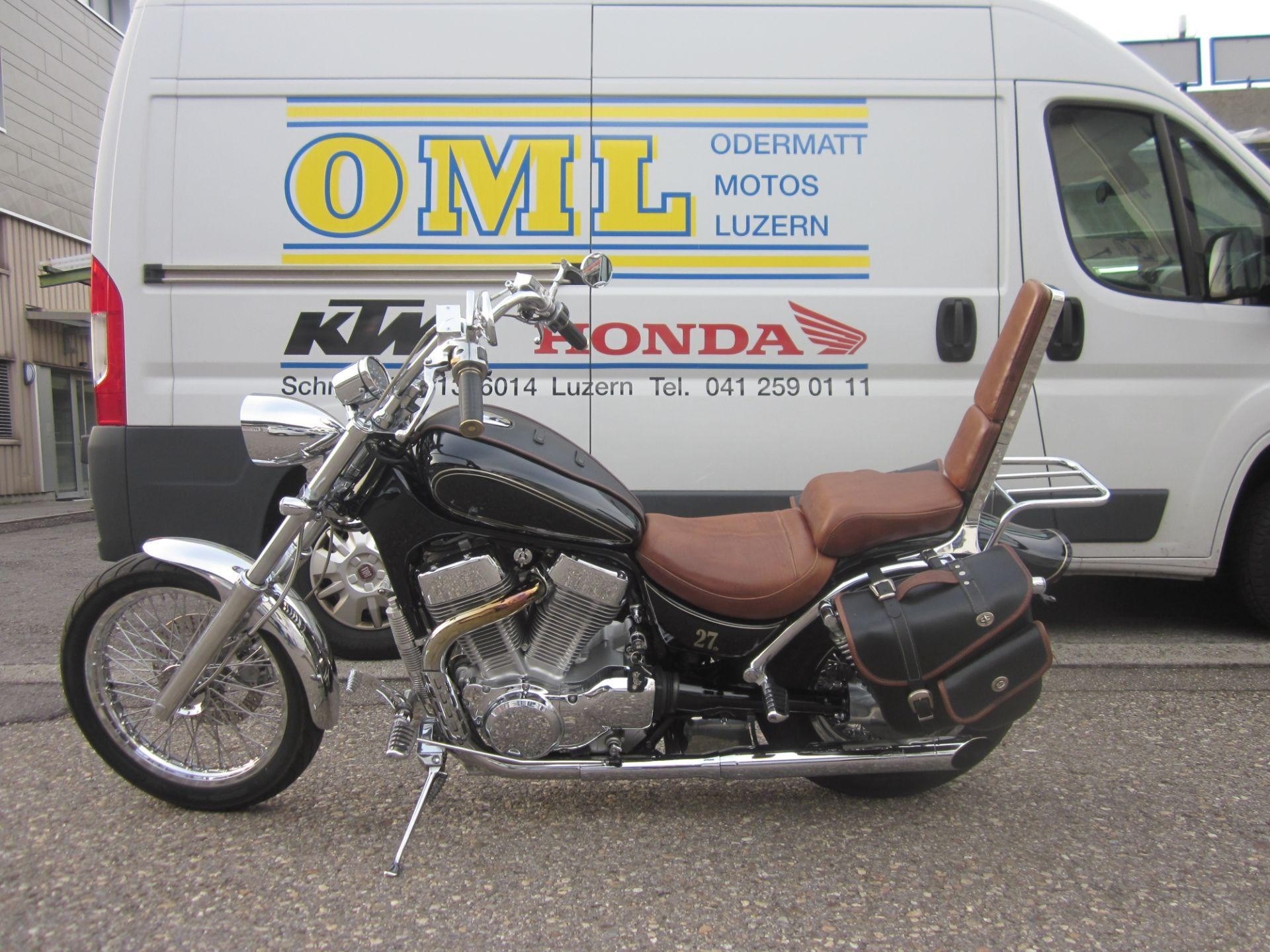 SUZUKI VS 1400 GLP Intruder-showroom-element-1