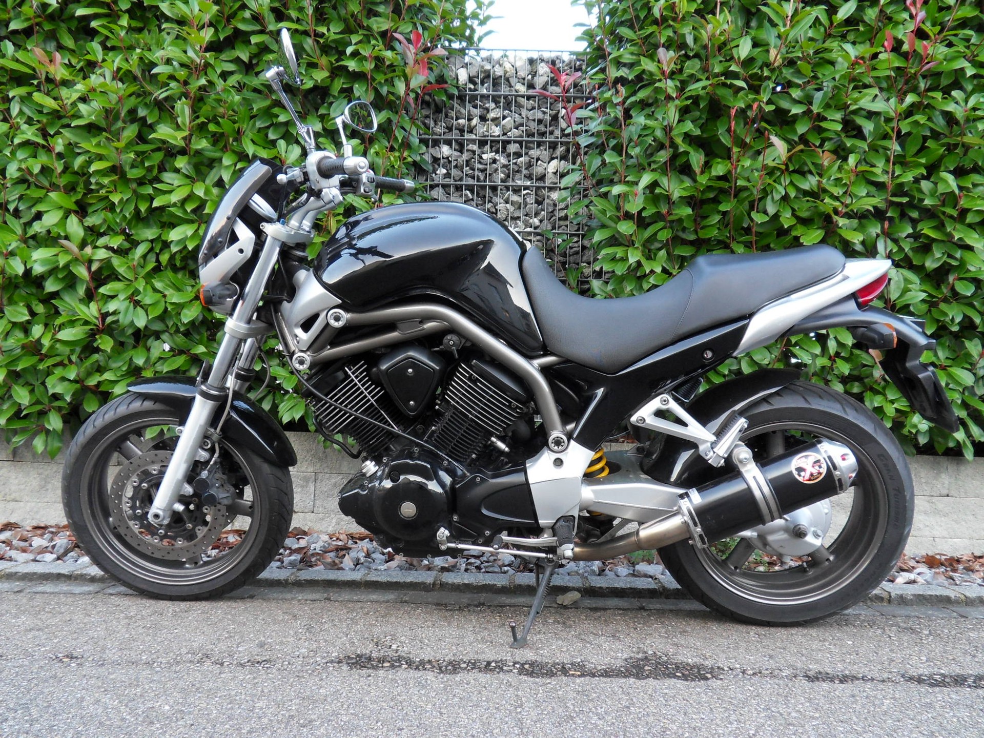 YAMAHA BT 1100 Bulldog-image-1