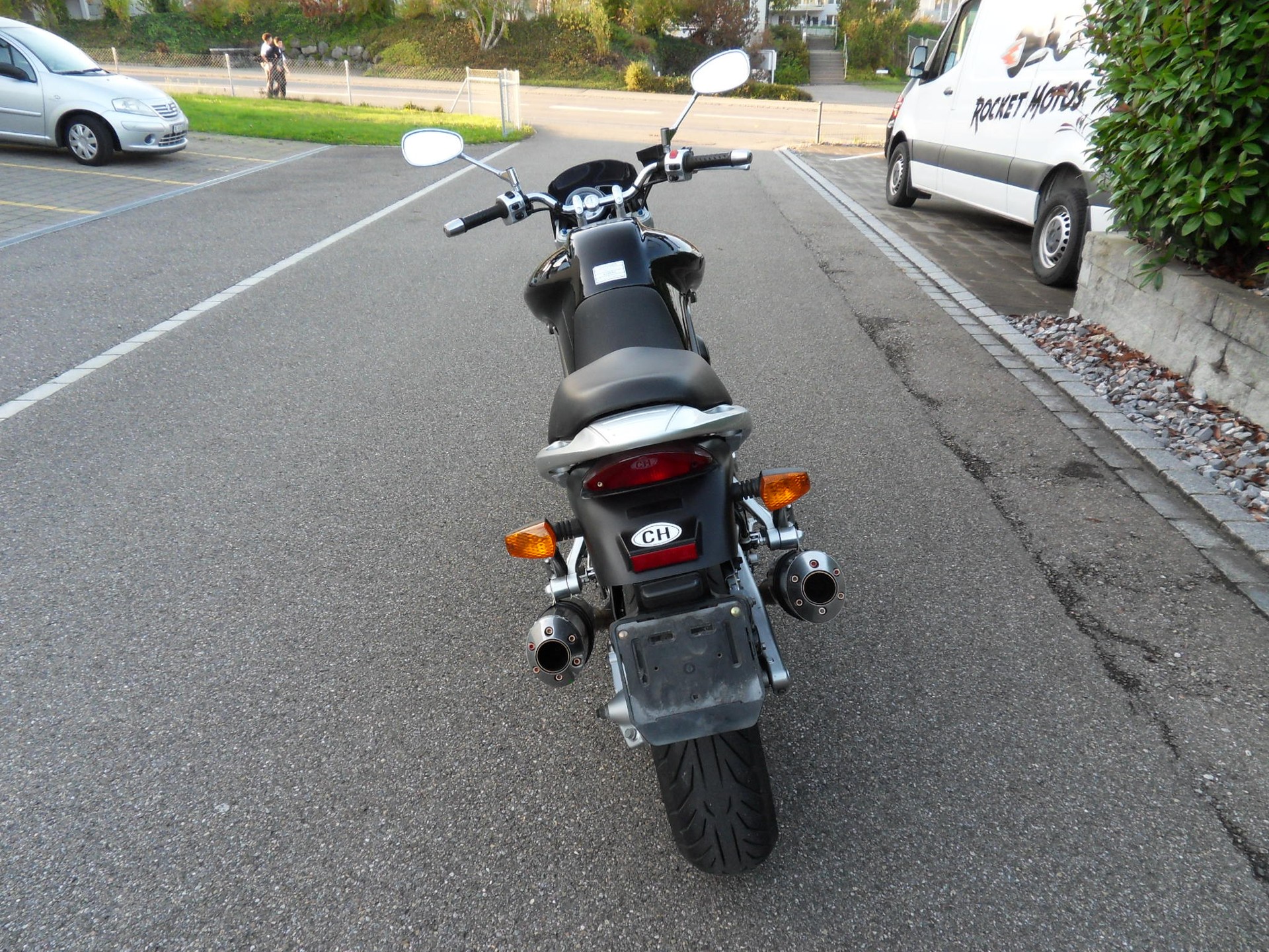 YAMAHA BT 1100 Bulldog-image-8