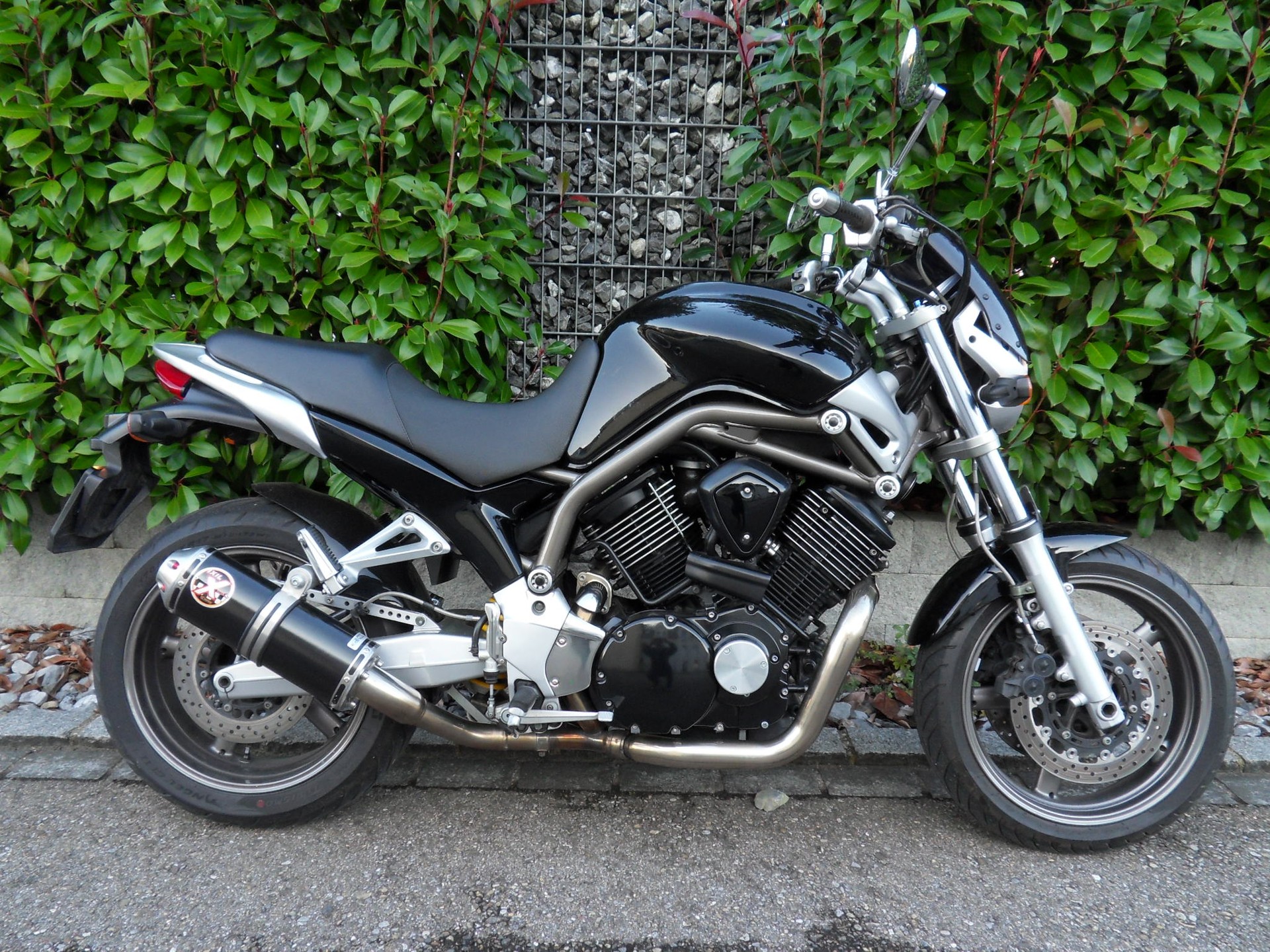 YAMAHA BT 1100 Bulldog