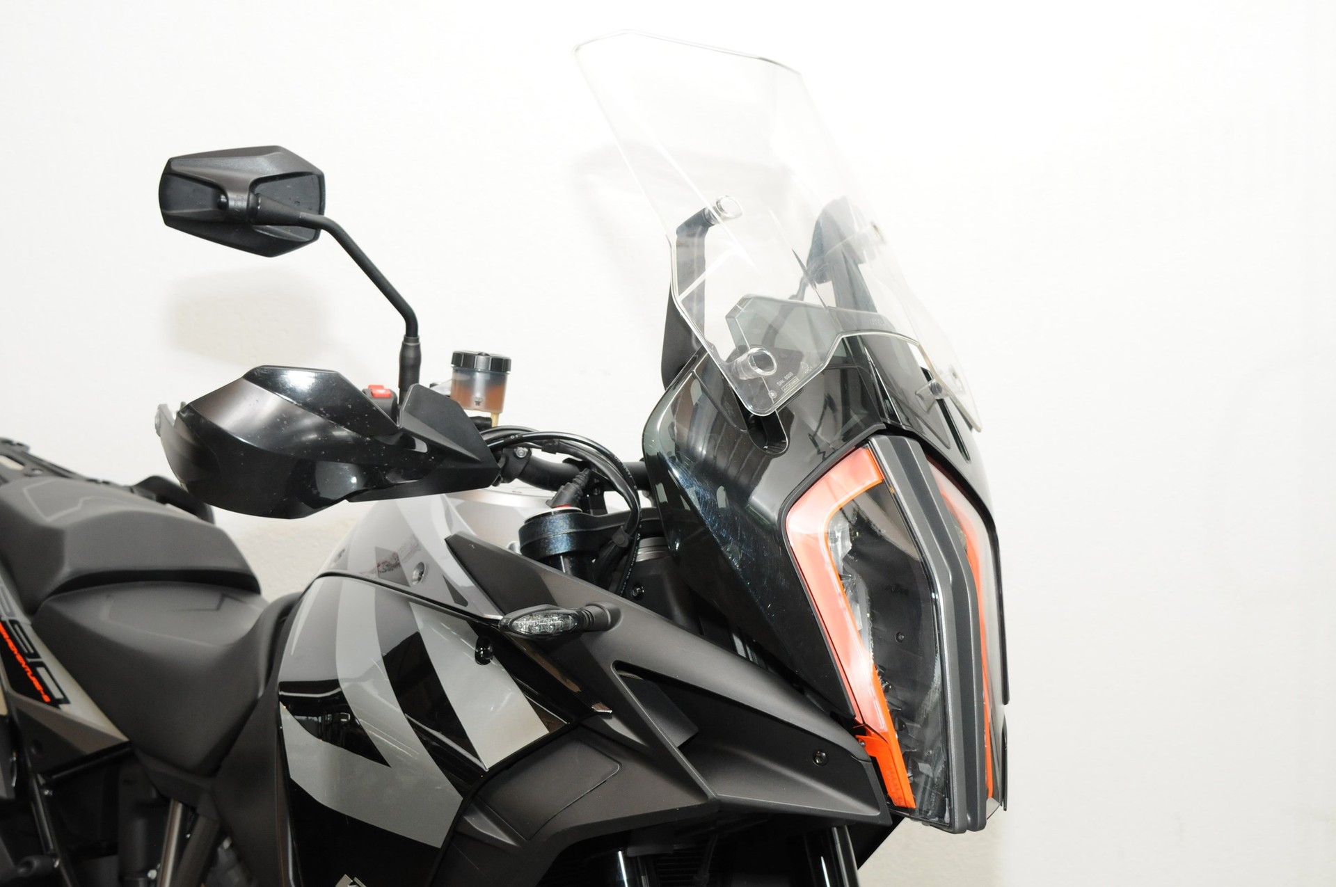 KTM 1290 Super Adventure S  ABS-showroom-element-3