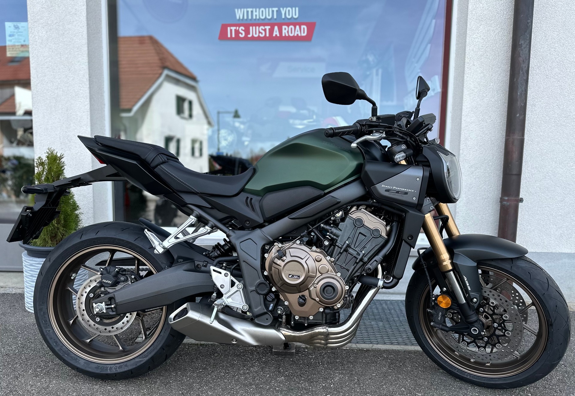 HONDA CB 650 R