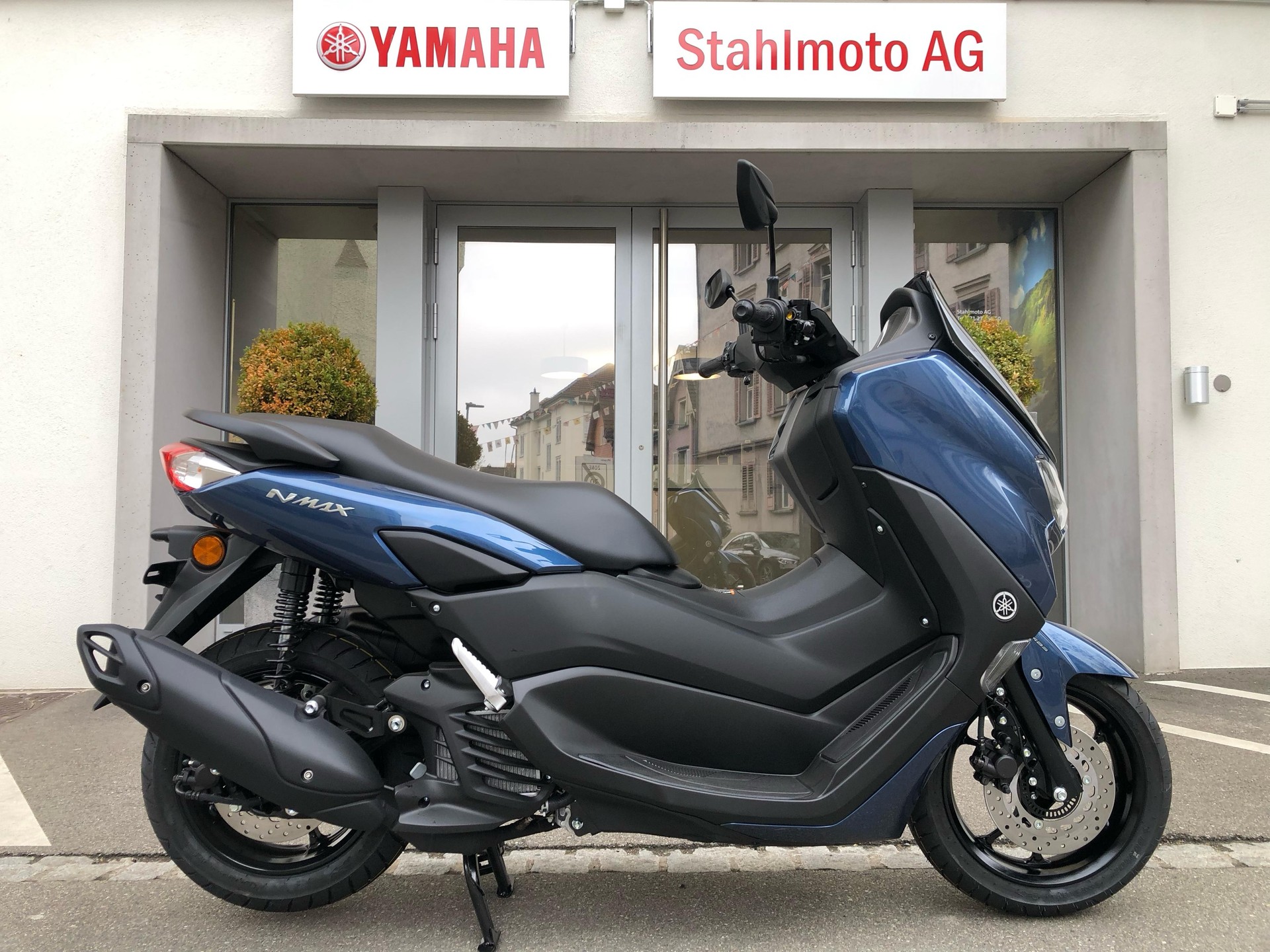 YAMAHA N-Max GPD 125