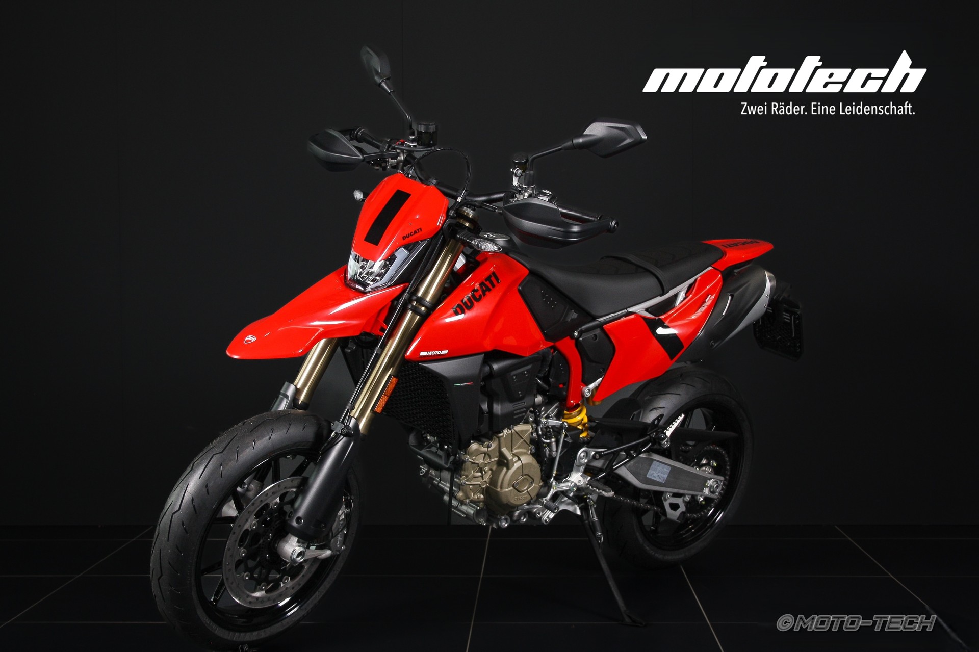 DUCATI Hypermotard 698 Mono (35kW)-image-5