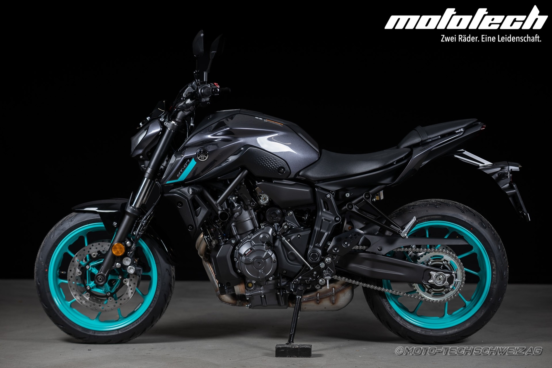 YAMAHA MT-07 (35KW)-showroom-element-2