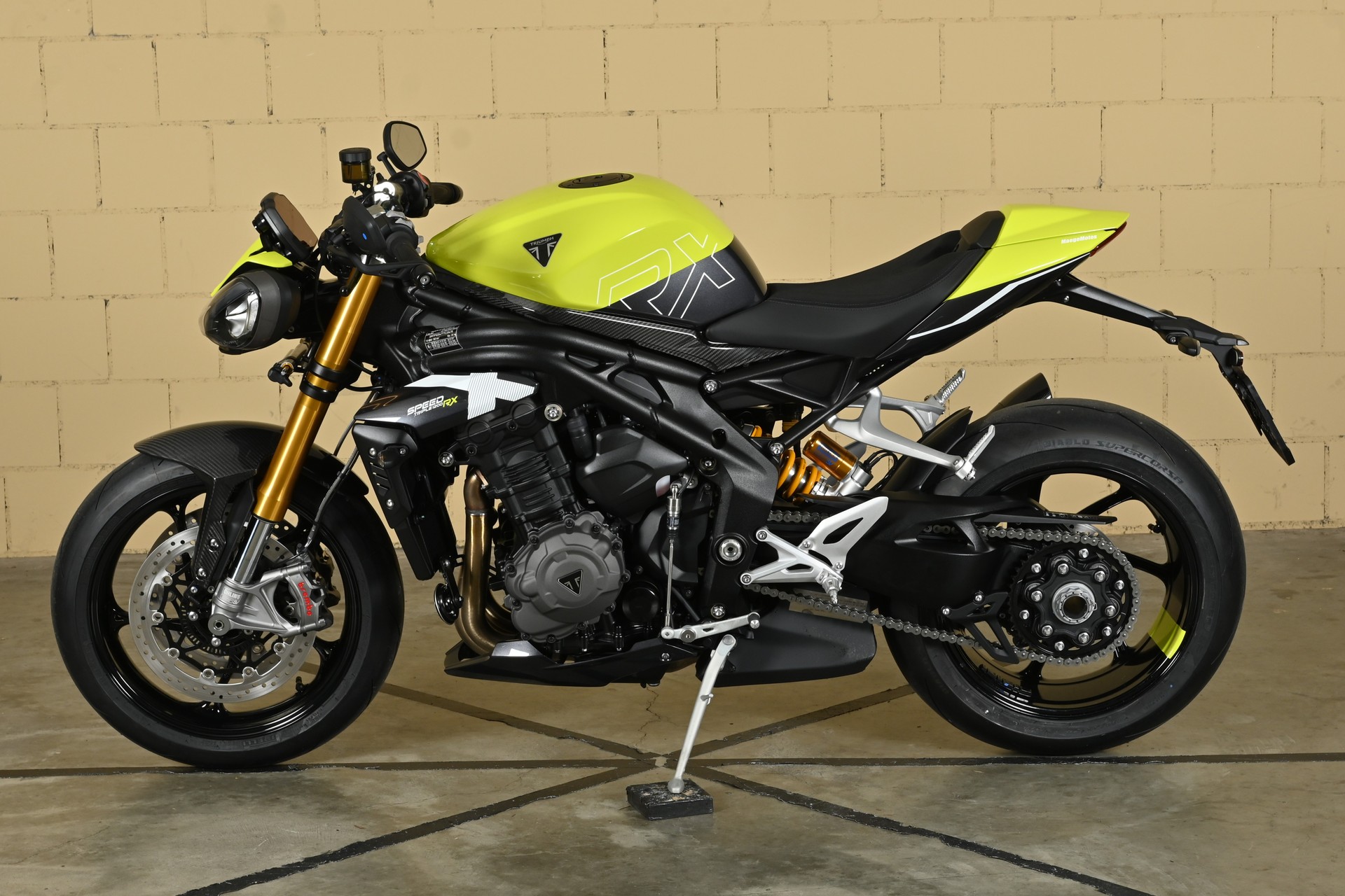 TRIUMPH Speed Triple RX Limited Edition-image-2