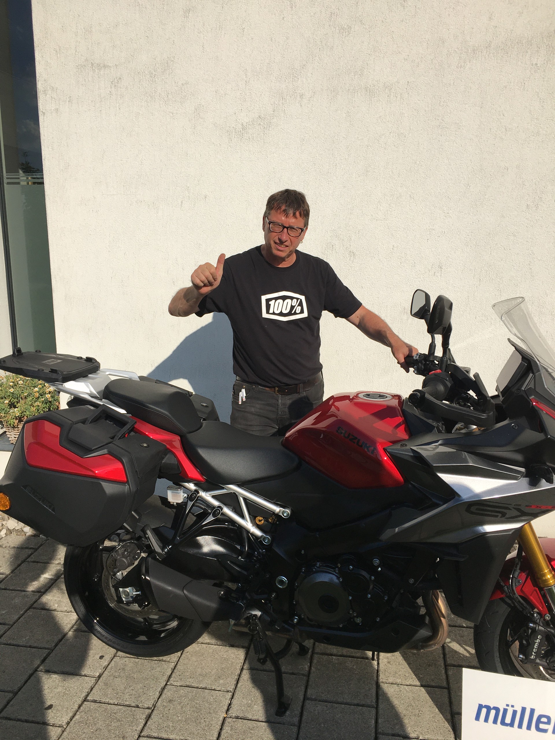 SUZUKI GSX-S 1000 GX Travel-showroom-element-3