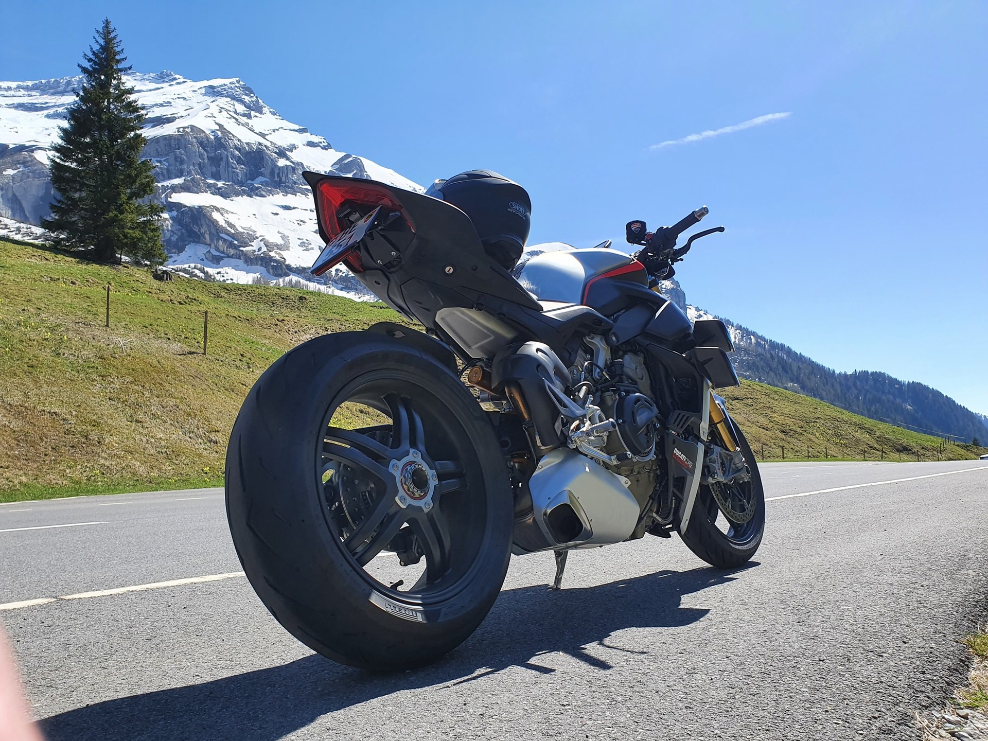 DUCATI Streetfighter V4 SP-image-5