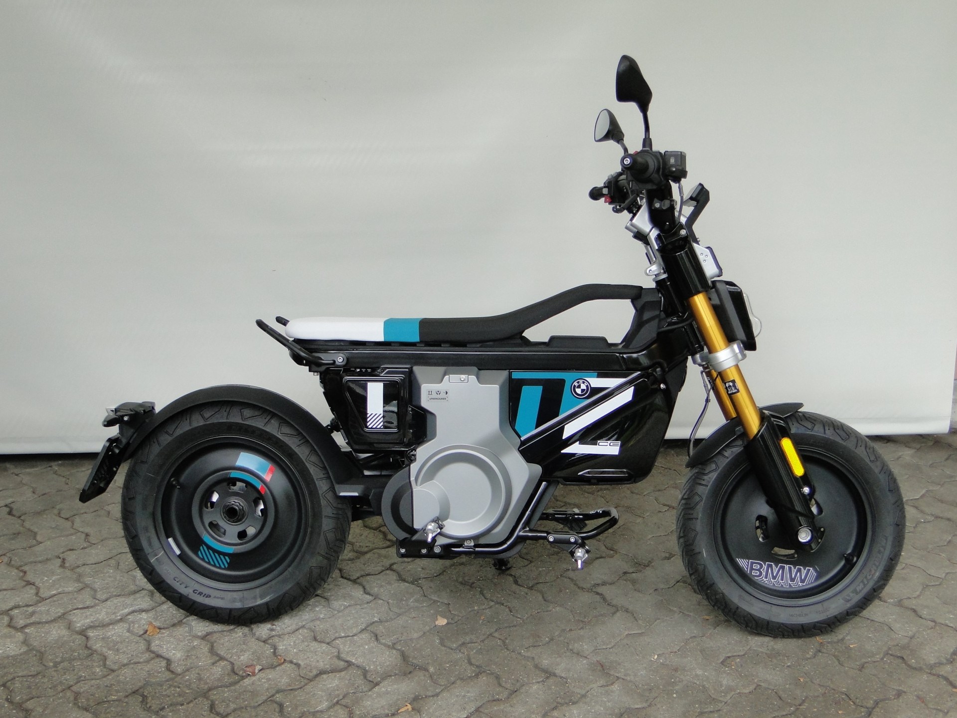 BMW CE 02 Highline Highline Paket-image-2